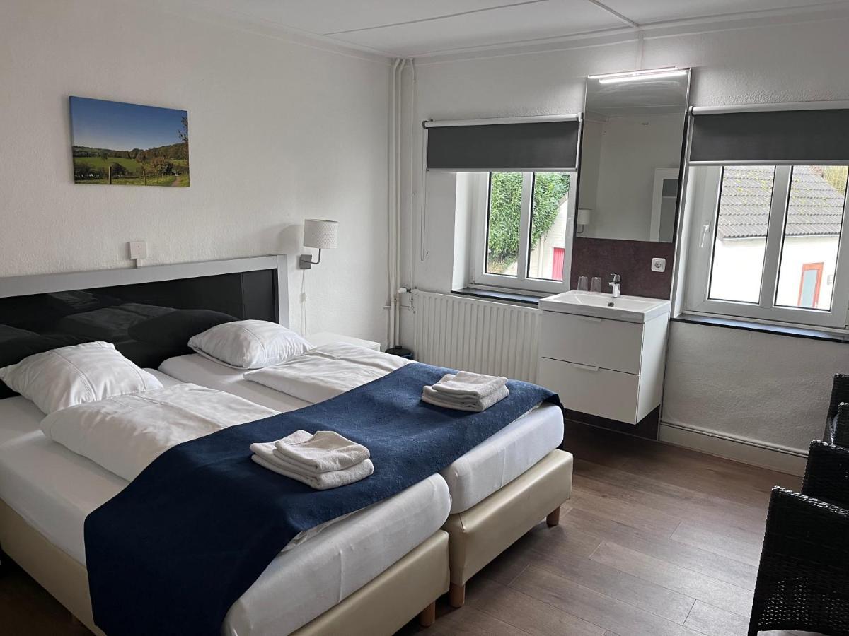 Basic Room with Shared Bathroom (1-2 Adults)