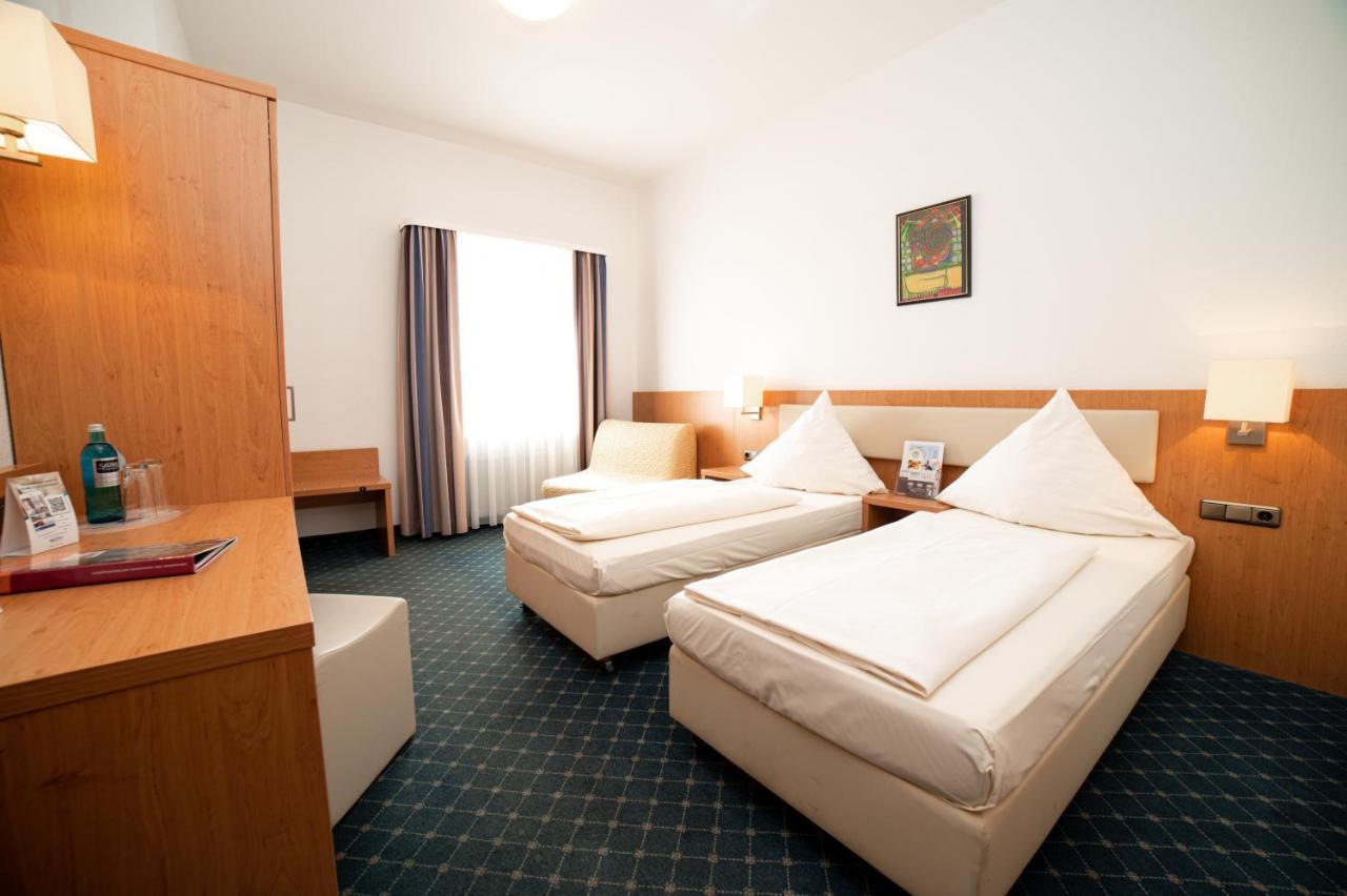 Double or Twin Room with Private Bathroom