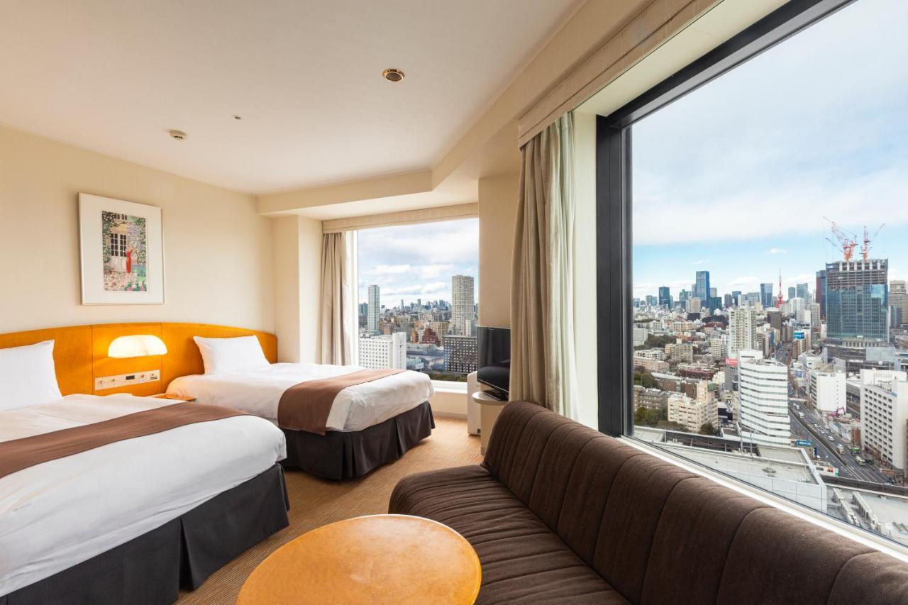 Main Tower 19th-27th Floor Corner Twin Room with Sofa - Non-Smoking
