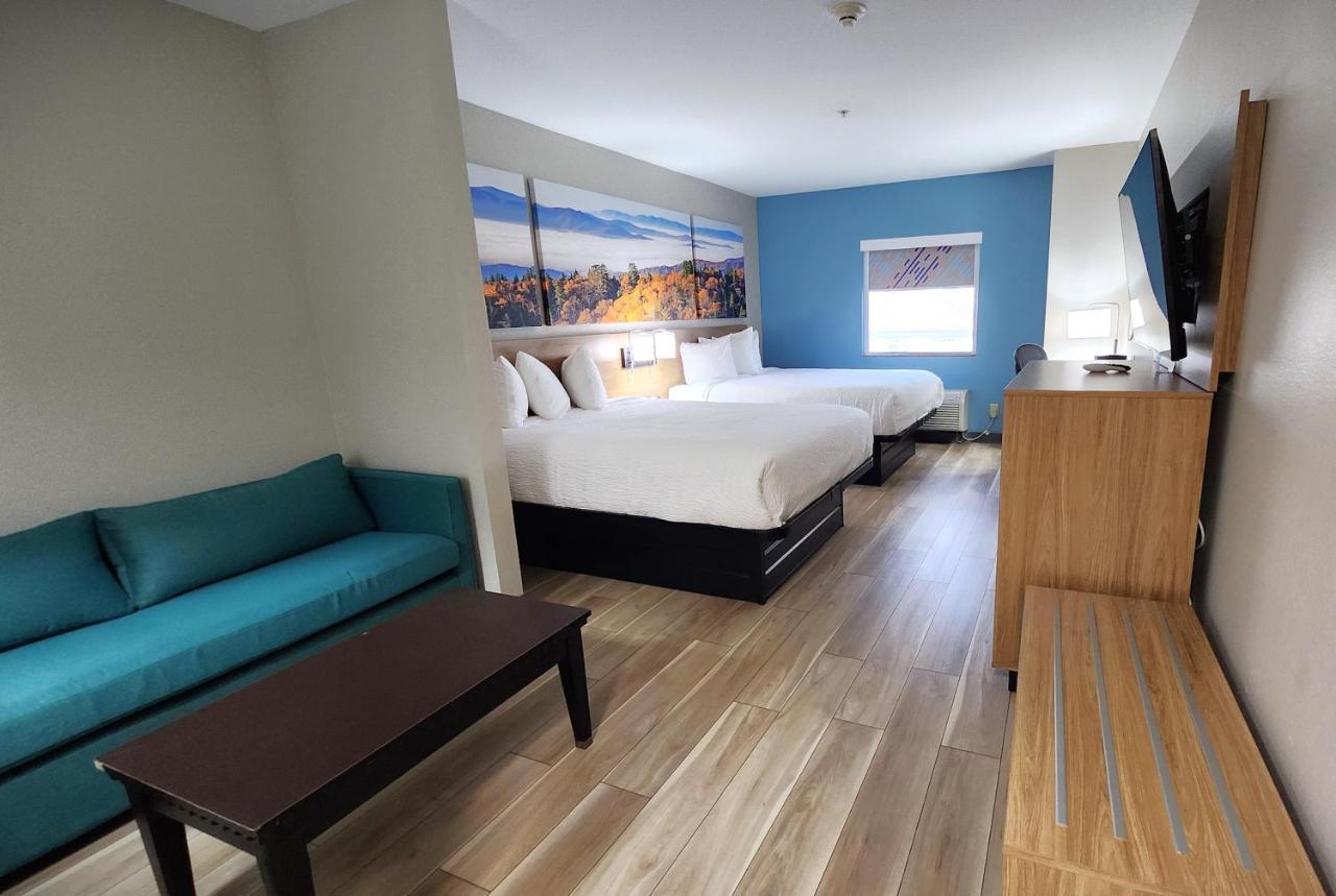 Studio Suite with Two Queen Beds - Non-Smoking