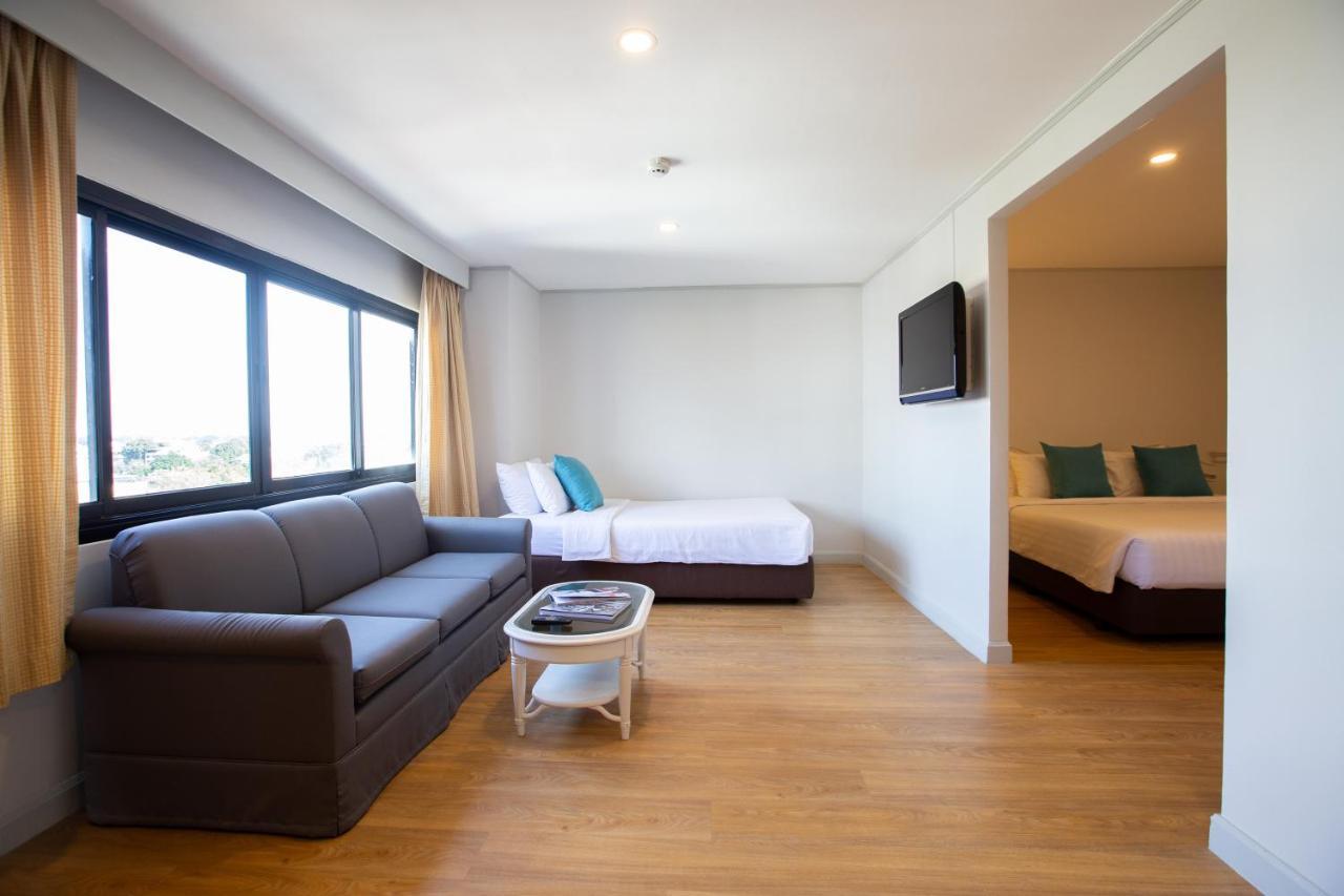 Suite Room,1498779682:JPEG
