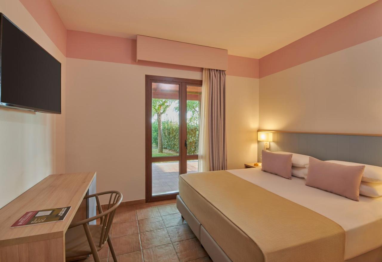 Triple Room with Garden View