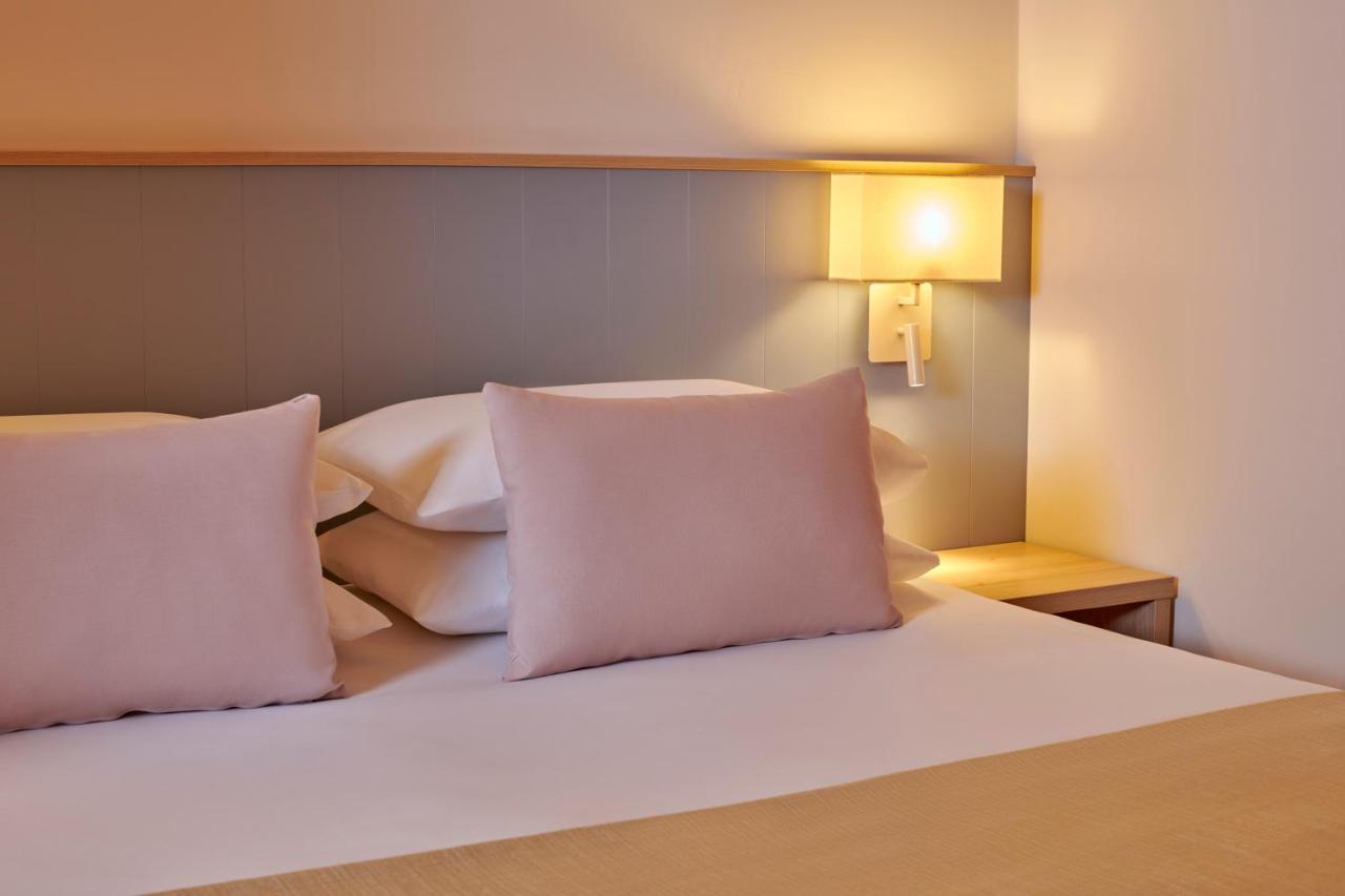 Double or Twin Room with Garden View