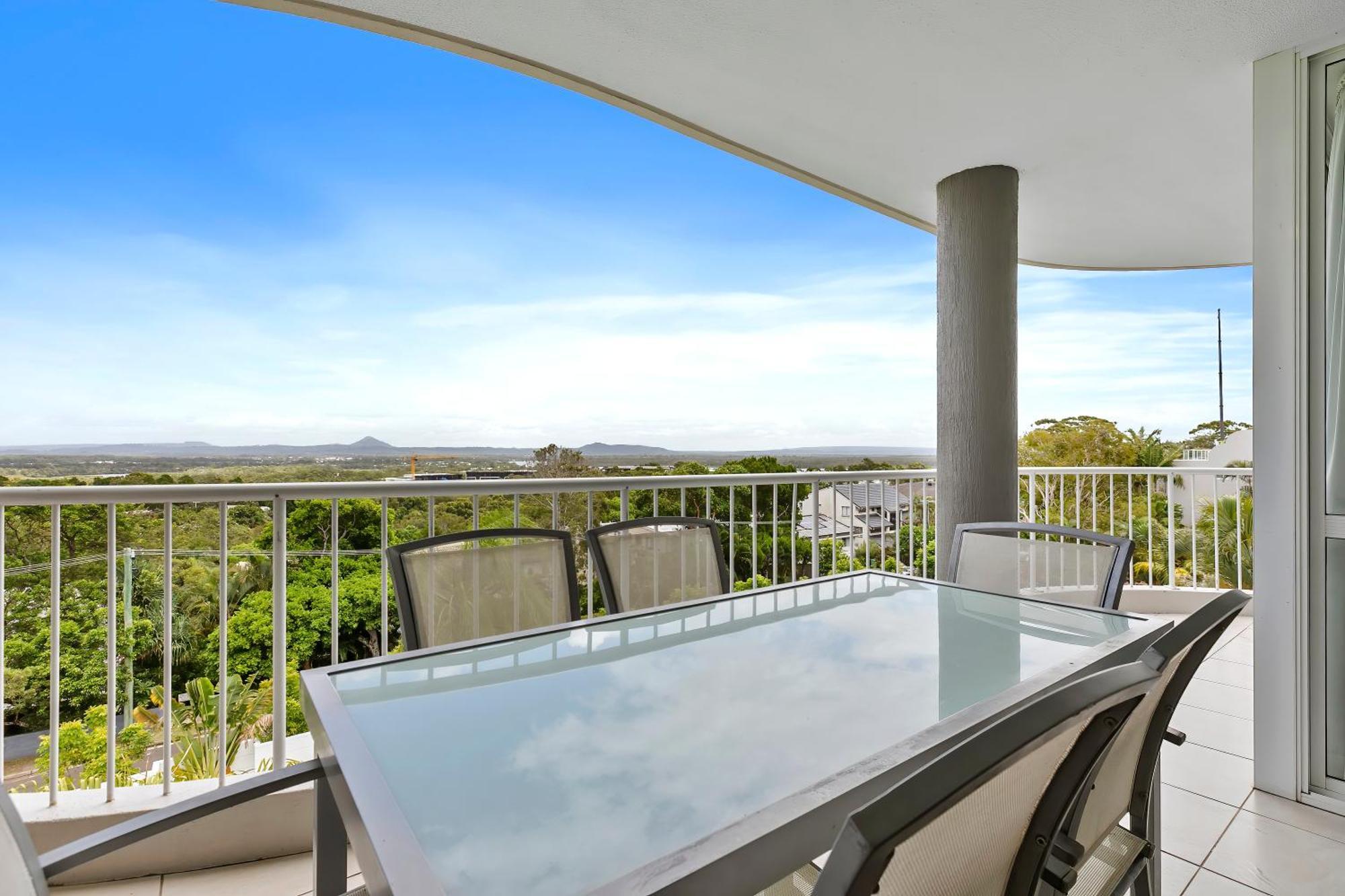 One-Bedroom Apartment Penthouse,1499544484:JPEG