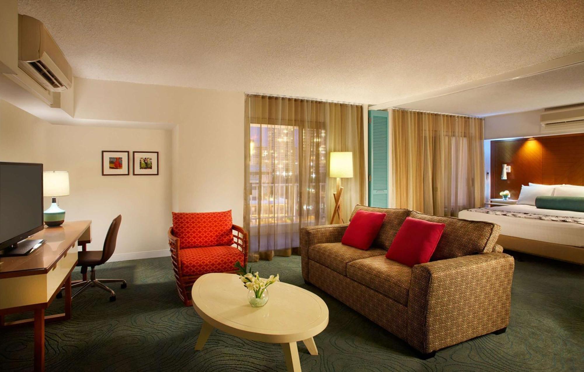 Junior Suite King Bed + Sofa Bed with Kitchenette,1706350769:JPEG