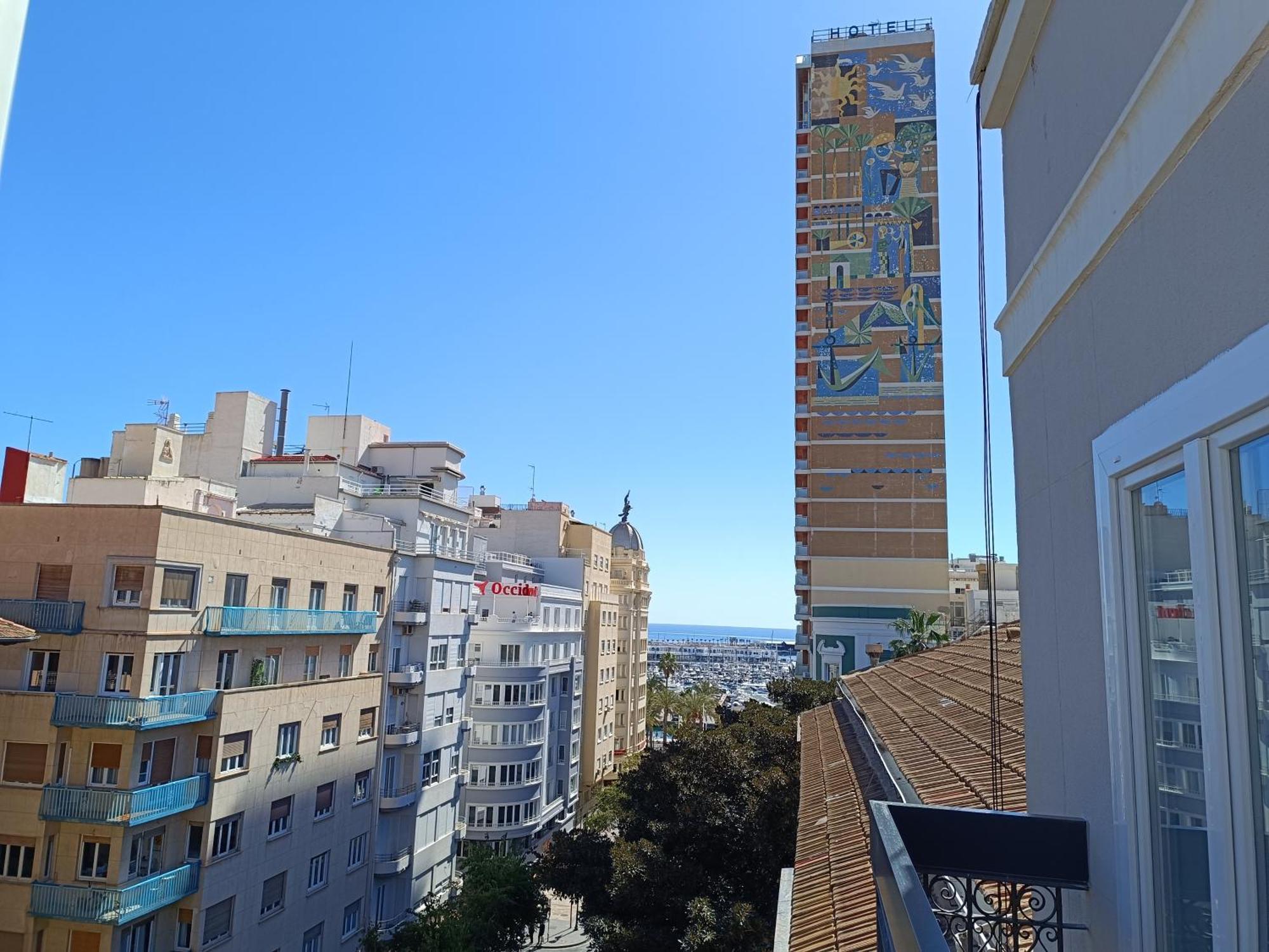 Superior Twin Room City View