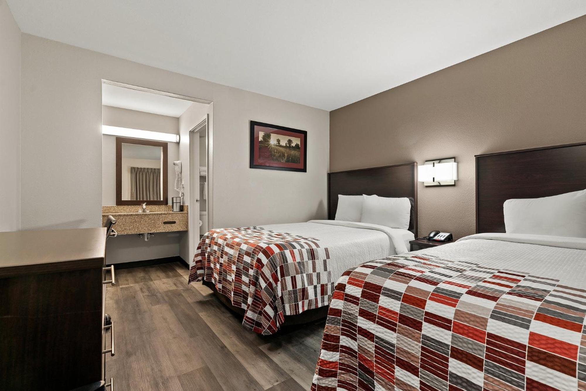 Deluxe Room with Two Double Beds Non-Smoking