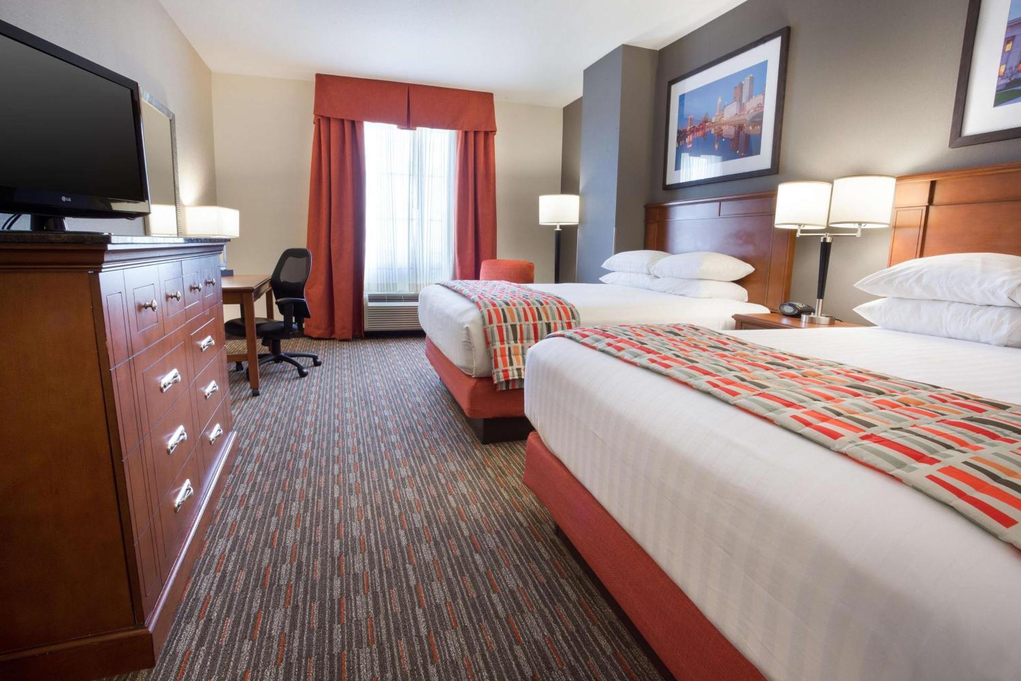 Deluxe Queen Room with Two Queen Beds