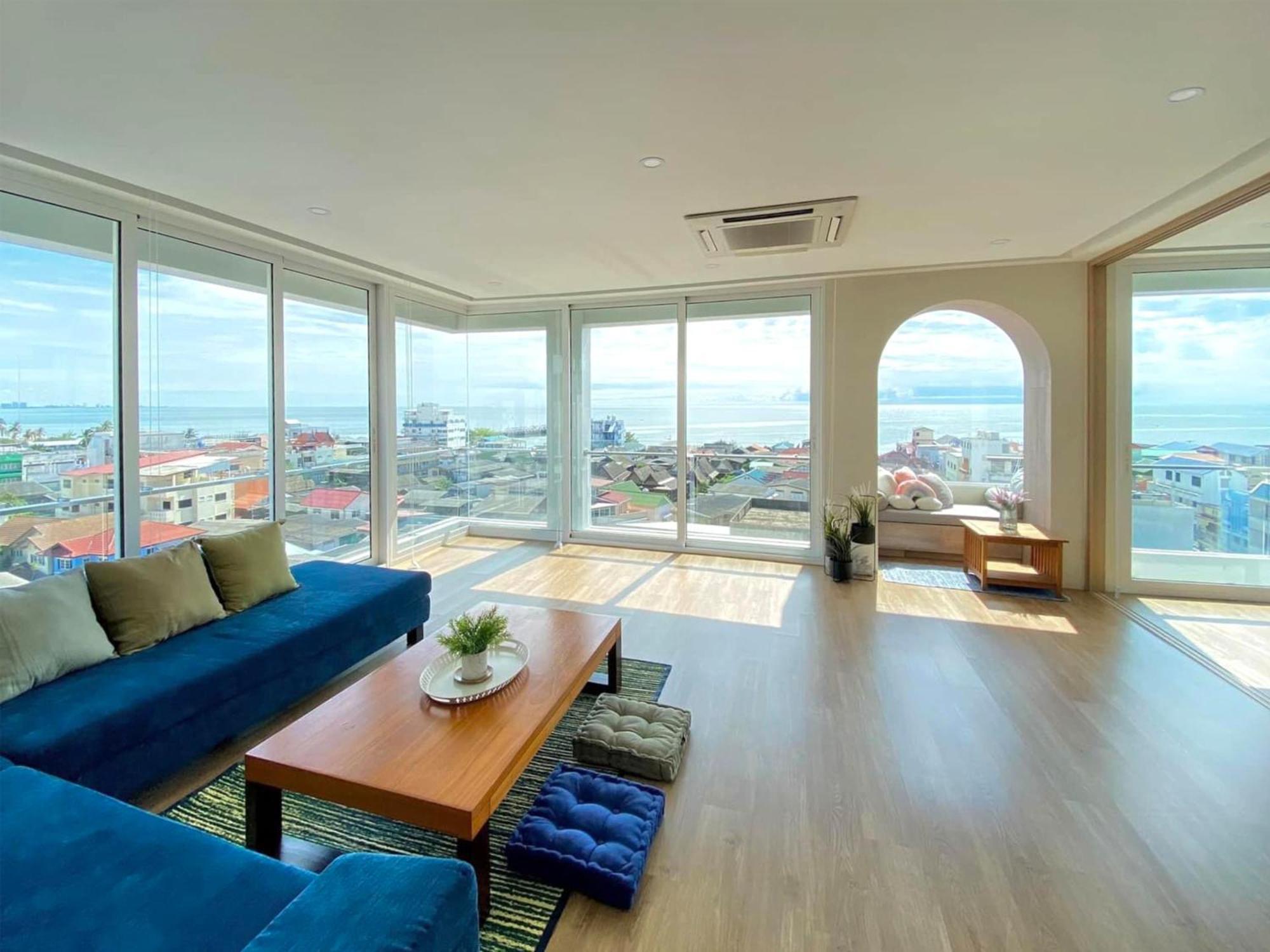 Family Room Sea View,1499933950:JPEG