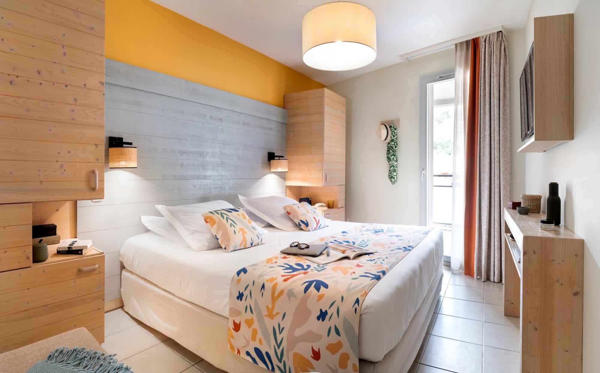One-Bedroom Apartment with Air Conditioning (4 People)