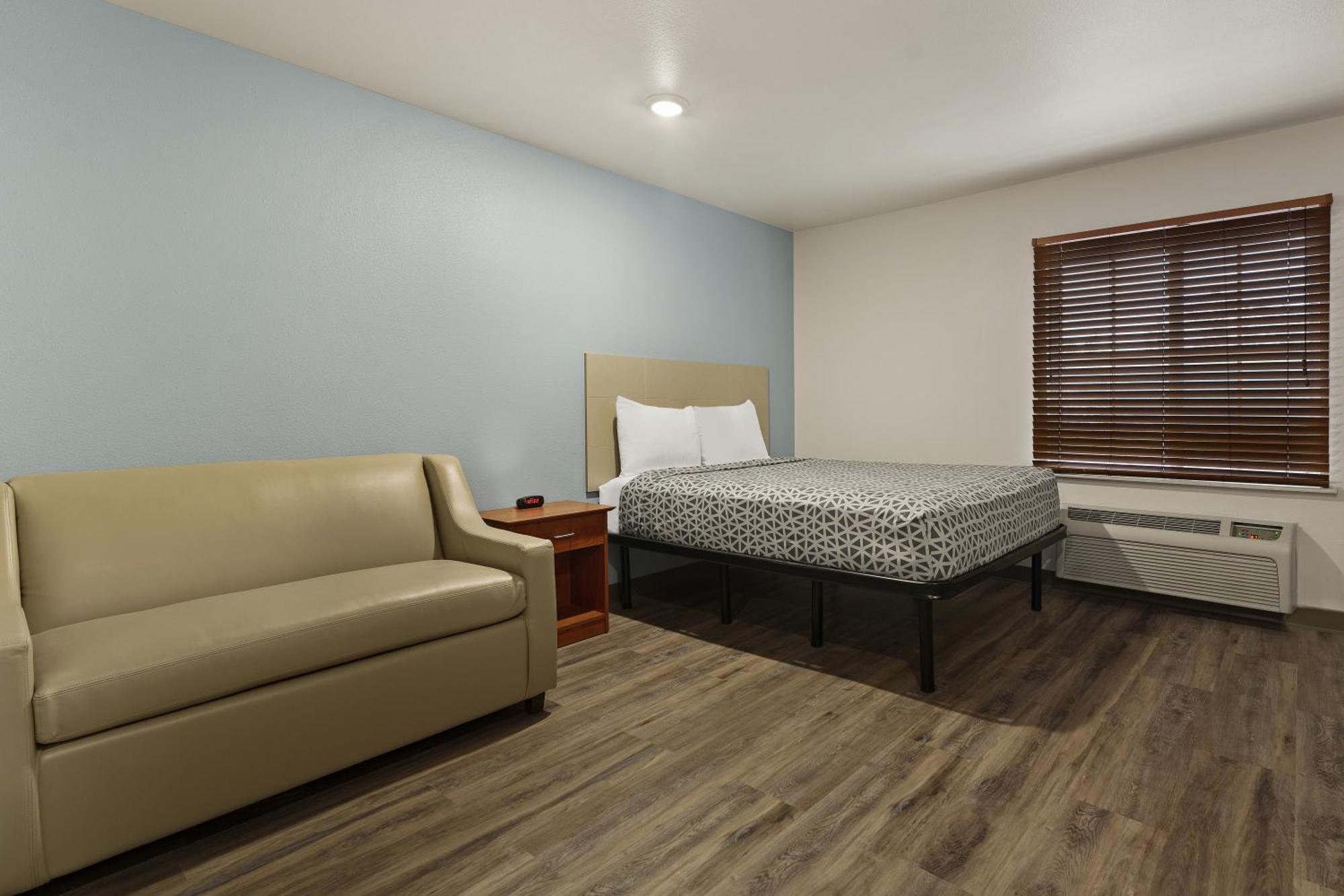 Standard Double Room with Sofa Bed - Accessible/Non-Smoking