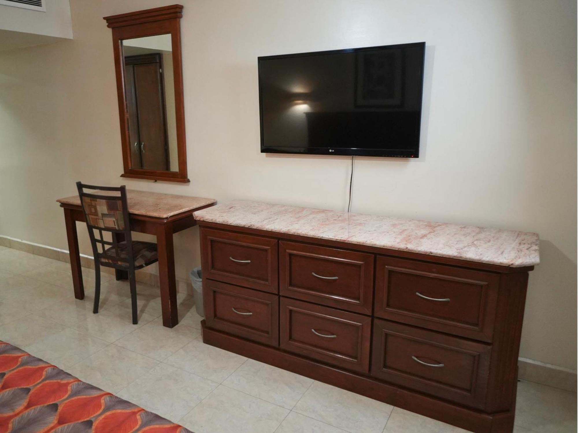 Economic Room with Extra Large Bed