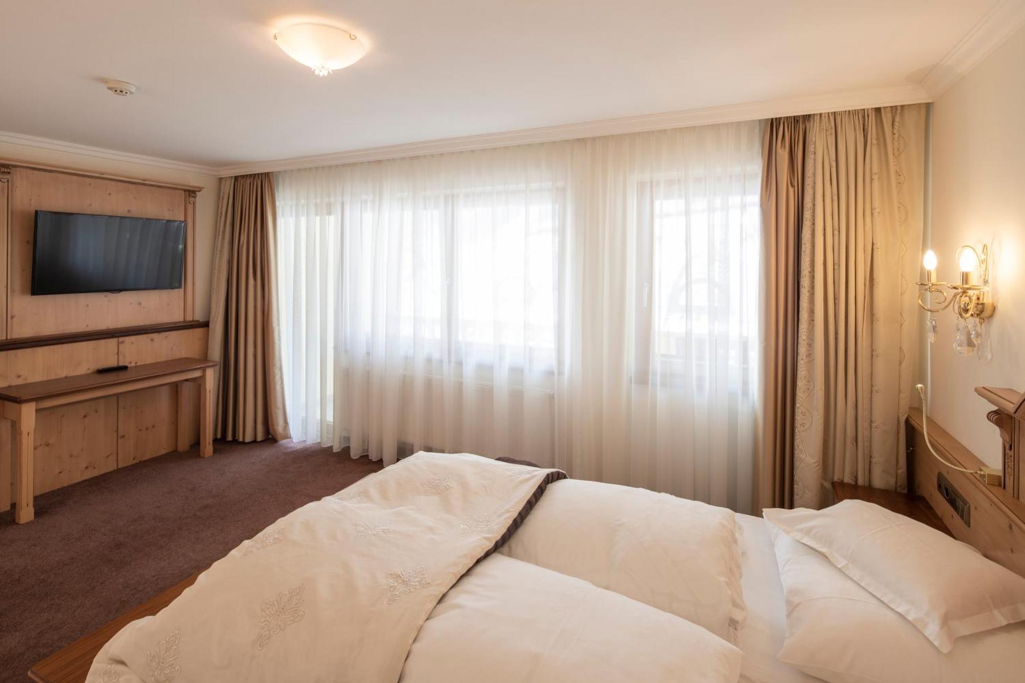 One-Bedroom Suite