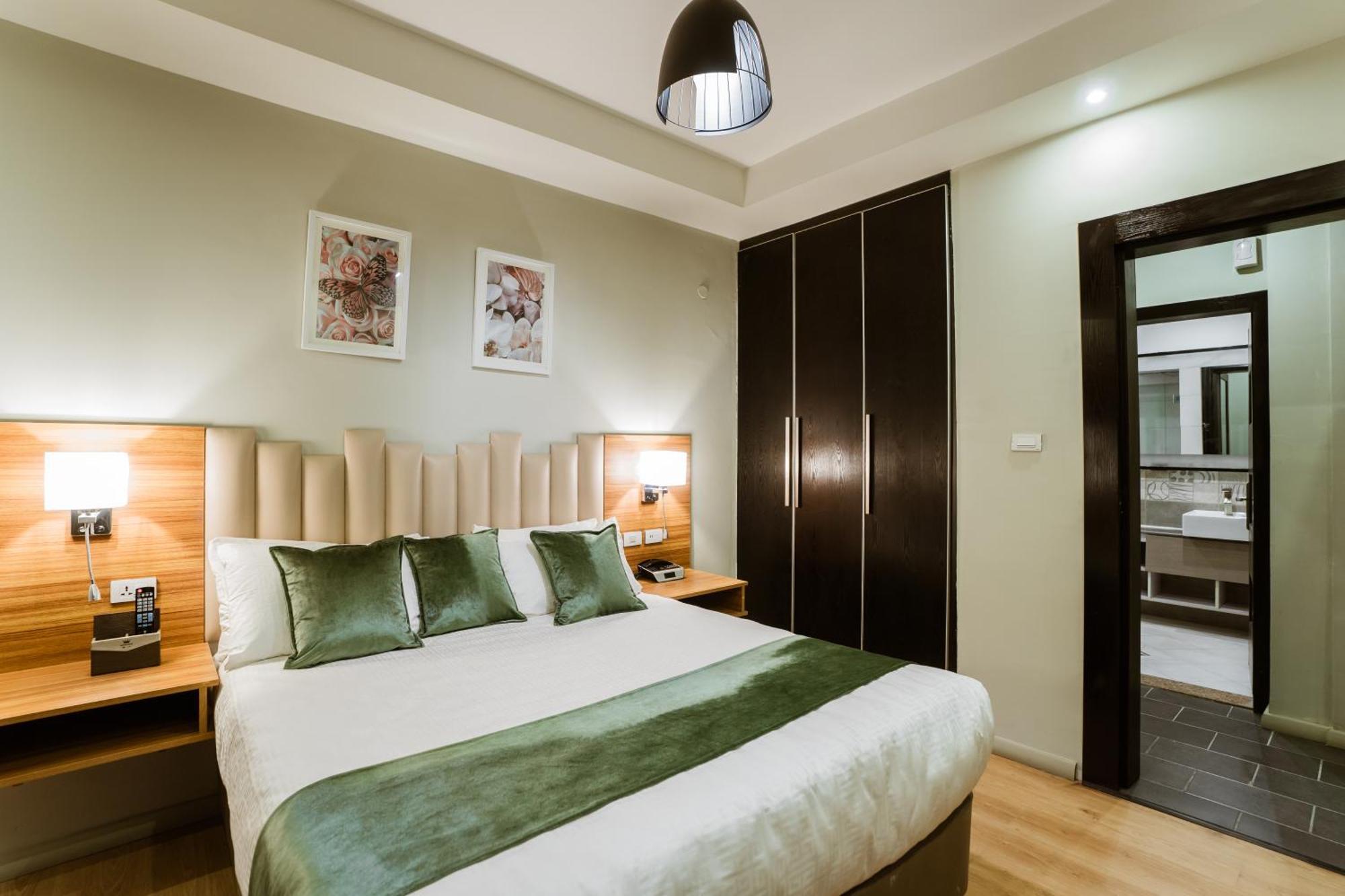 Deluxe Apartment,1500484954:JPEG