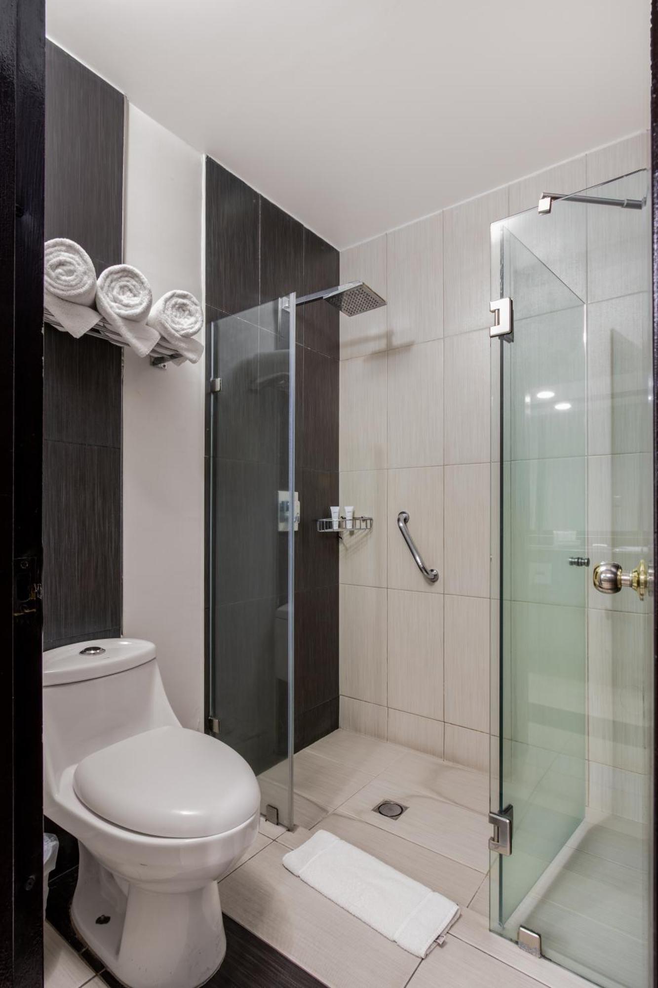 Habitación adaptada para personas con discapacidad - 2 camas dobles