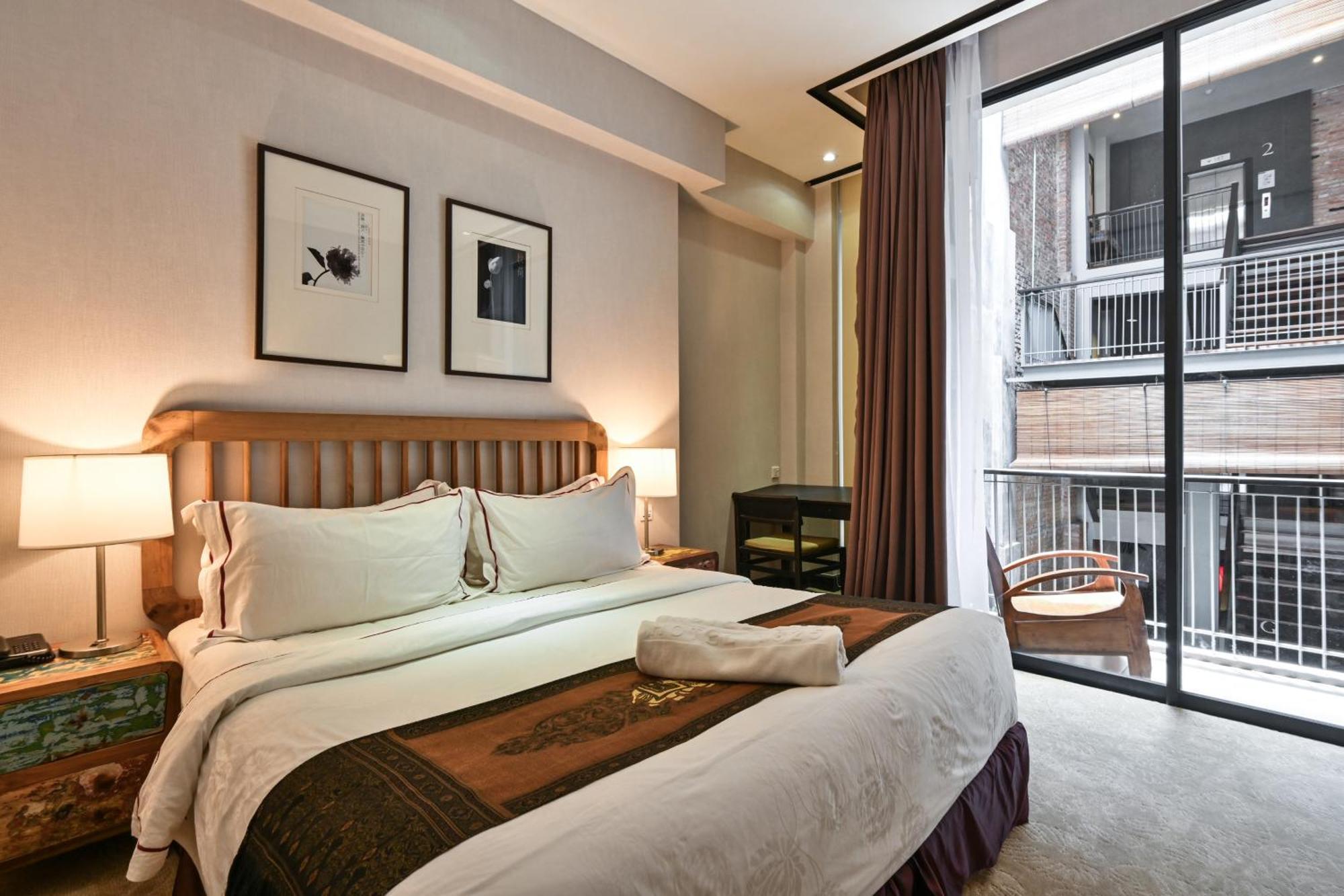Premium King Room,1500697576:JPEG