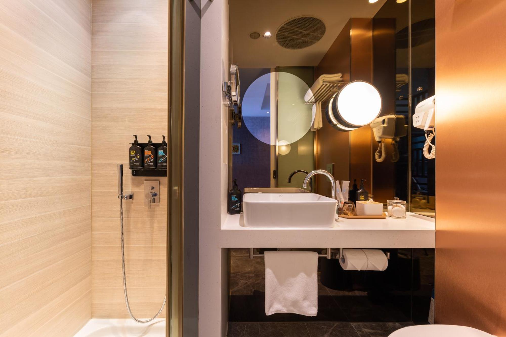 Premier King Room
