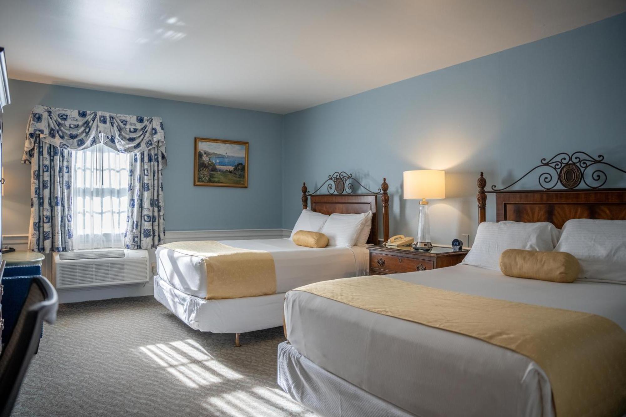 Superior Double Room Two Double Beds