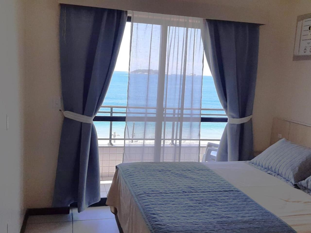 Apartamento con balcón con vistas frontales al mar
