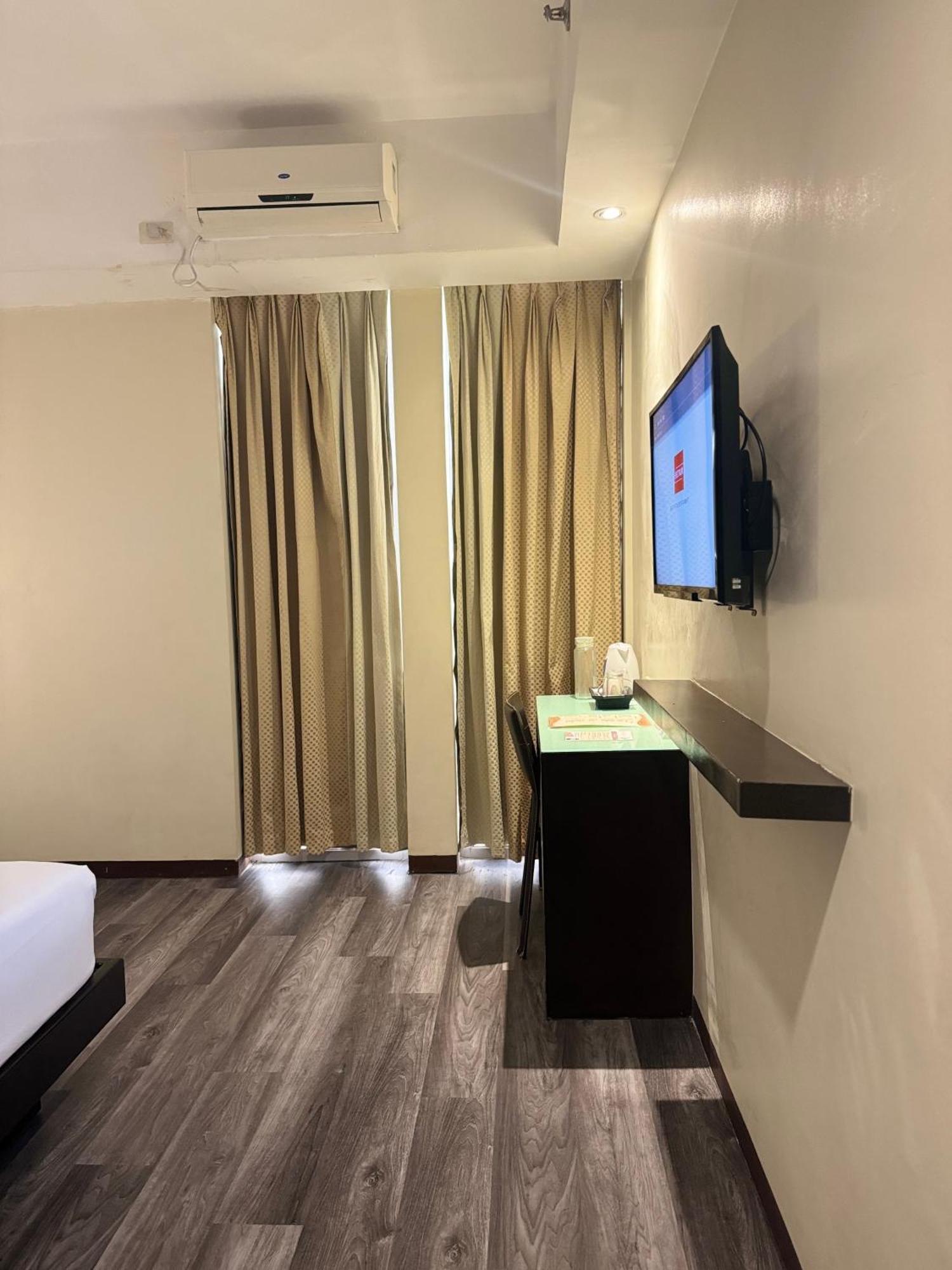 Standard Queen Room,1499514364:JPEG