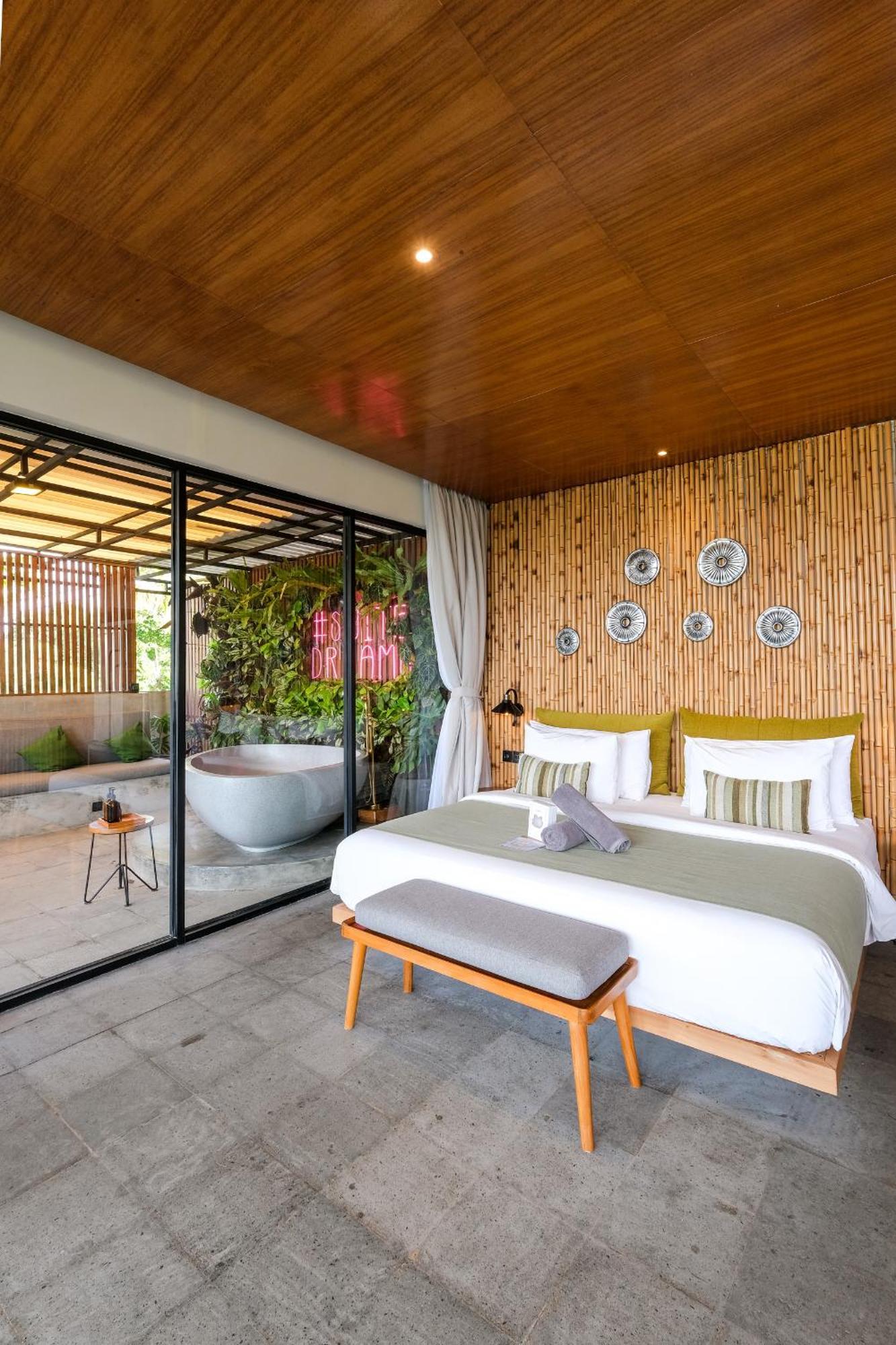 Junior Suite with Ocean View