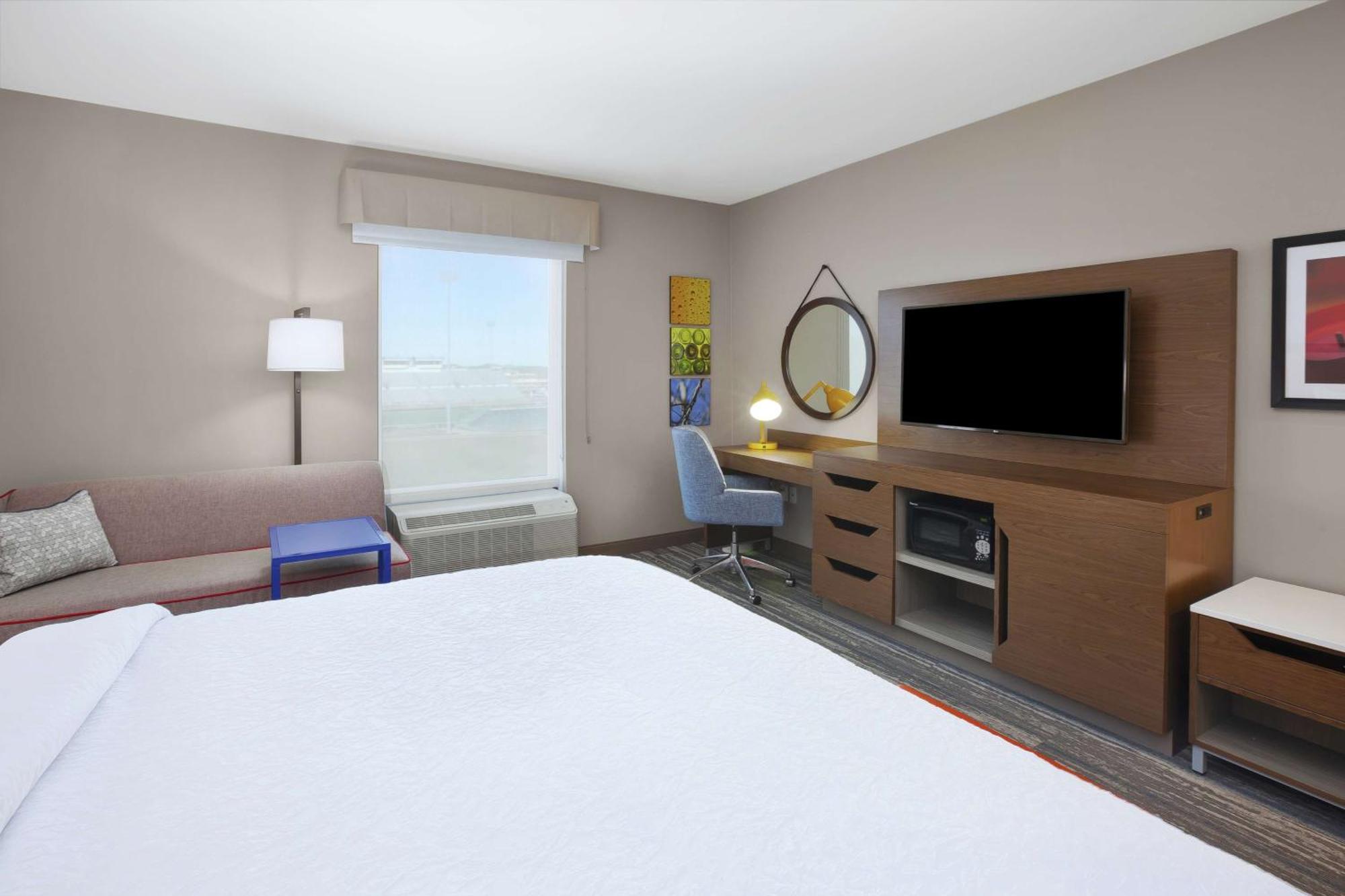 King Room - Non-Smoking