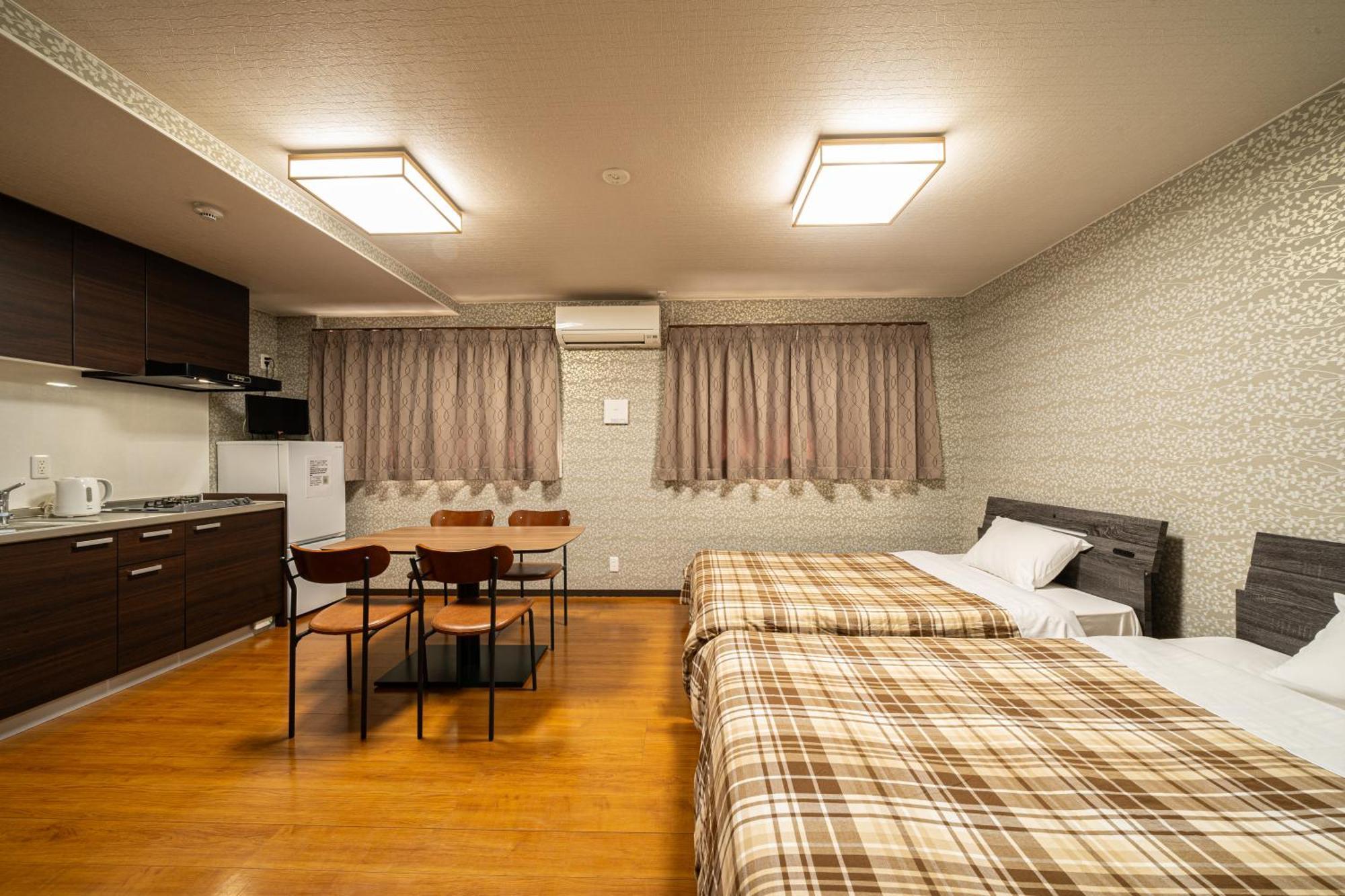 Deluxe Family Room