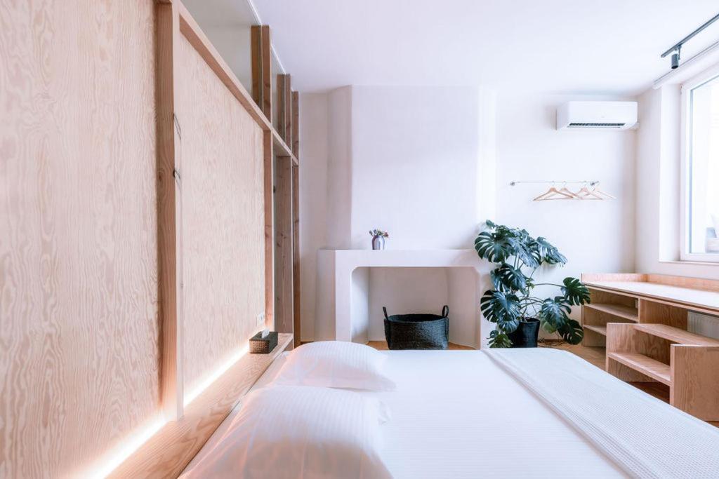 Deluxe Double or Twin Room Balcony