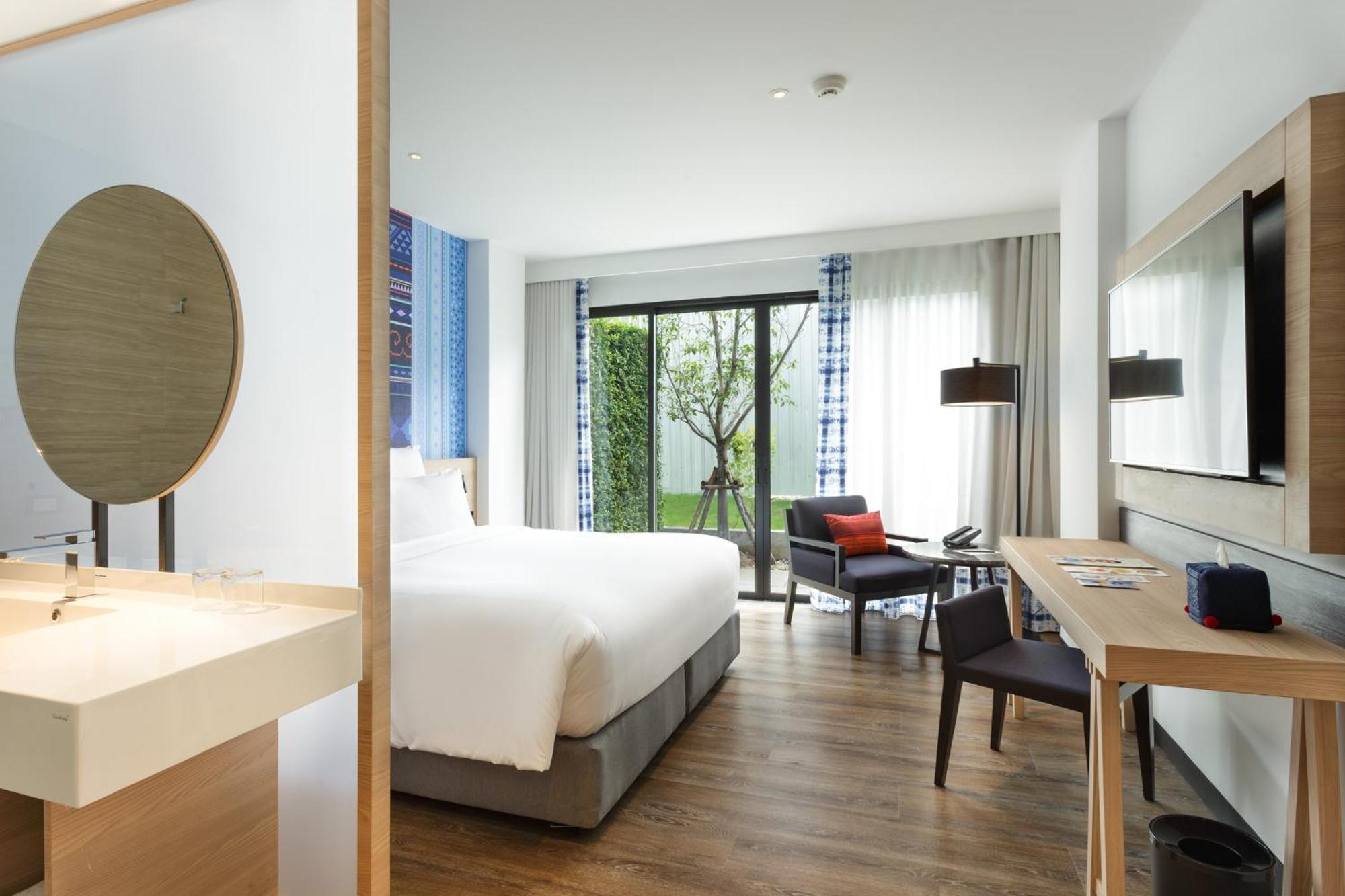 Deluxe King Room Terrace Pet Friendly,1550770774:JPEG