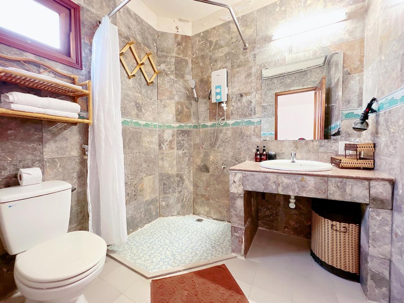 Double or Twin Room with Garden View - Free Mini-bar in Room