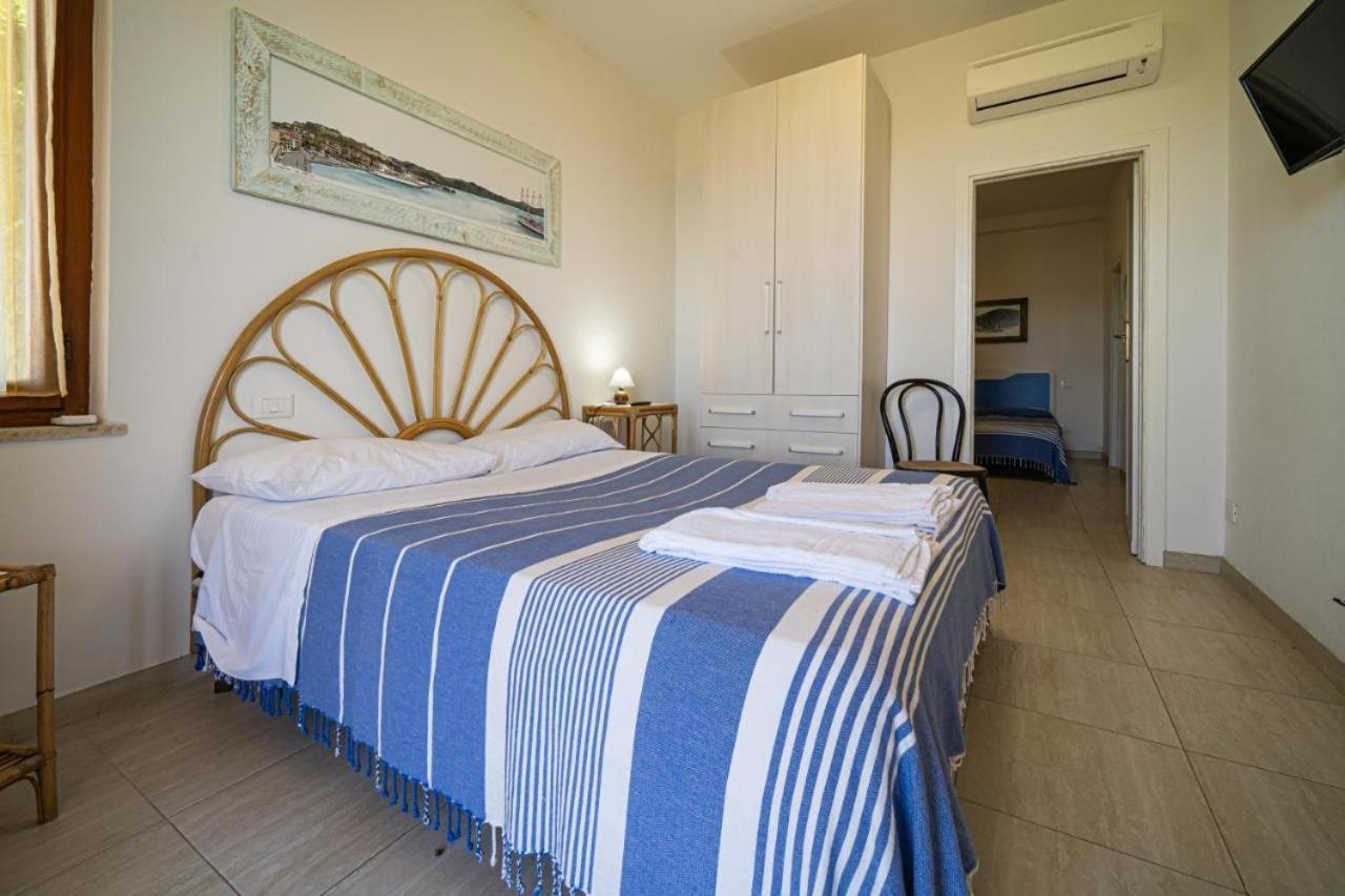 Vierpersoonskamer met Eigen Badkamer