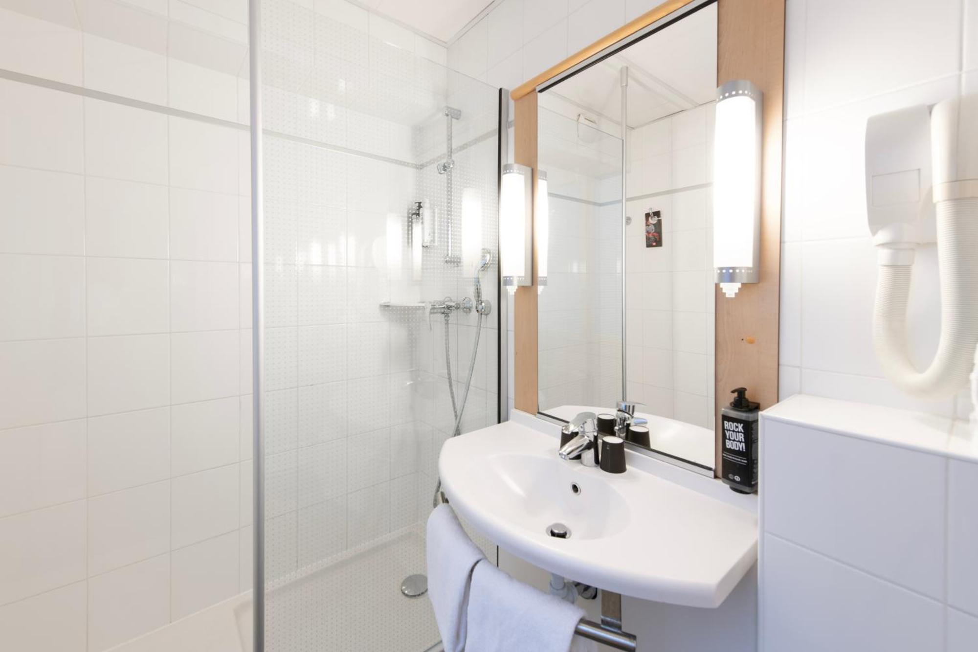 Standard Double Room,1499823232:JPEG