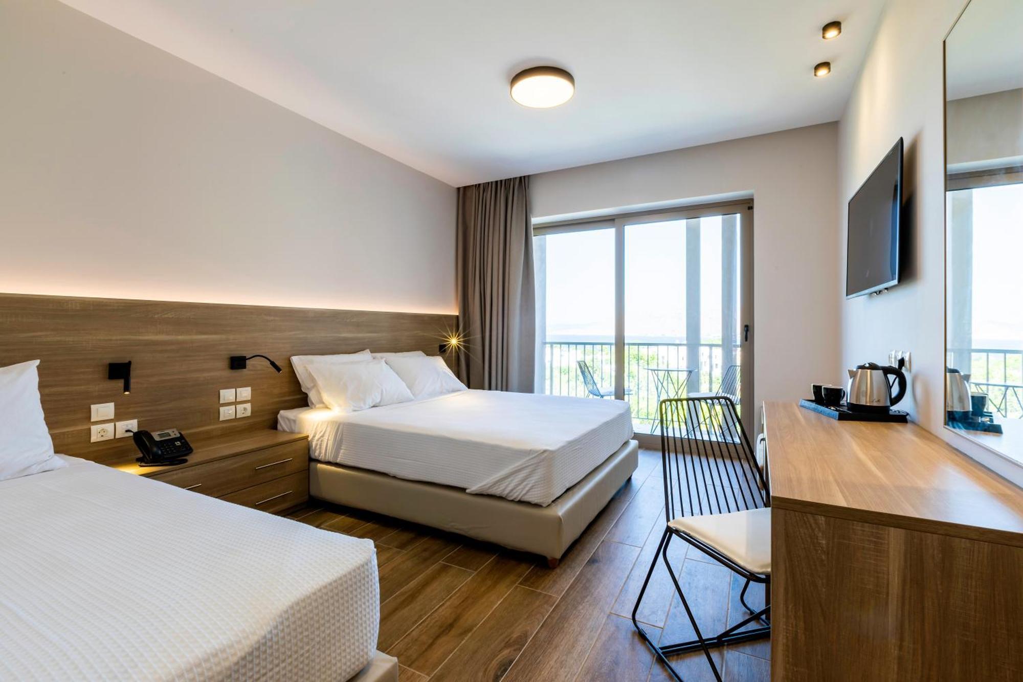 Standard Triple Room Sea View,1510408342:JPEG
