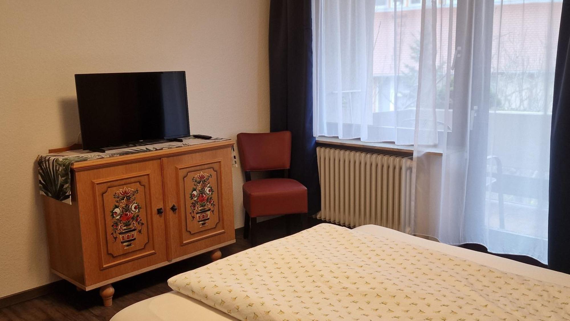 Doppelzimmer mit Balkon