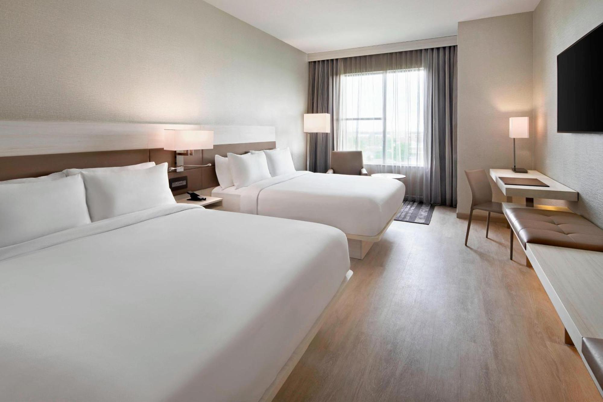 Queen Room Two Queen Beds Campus View