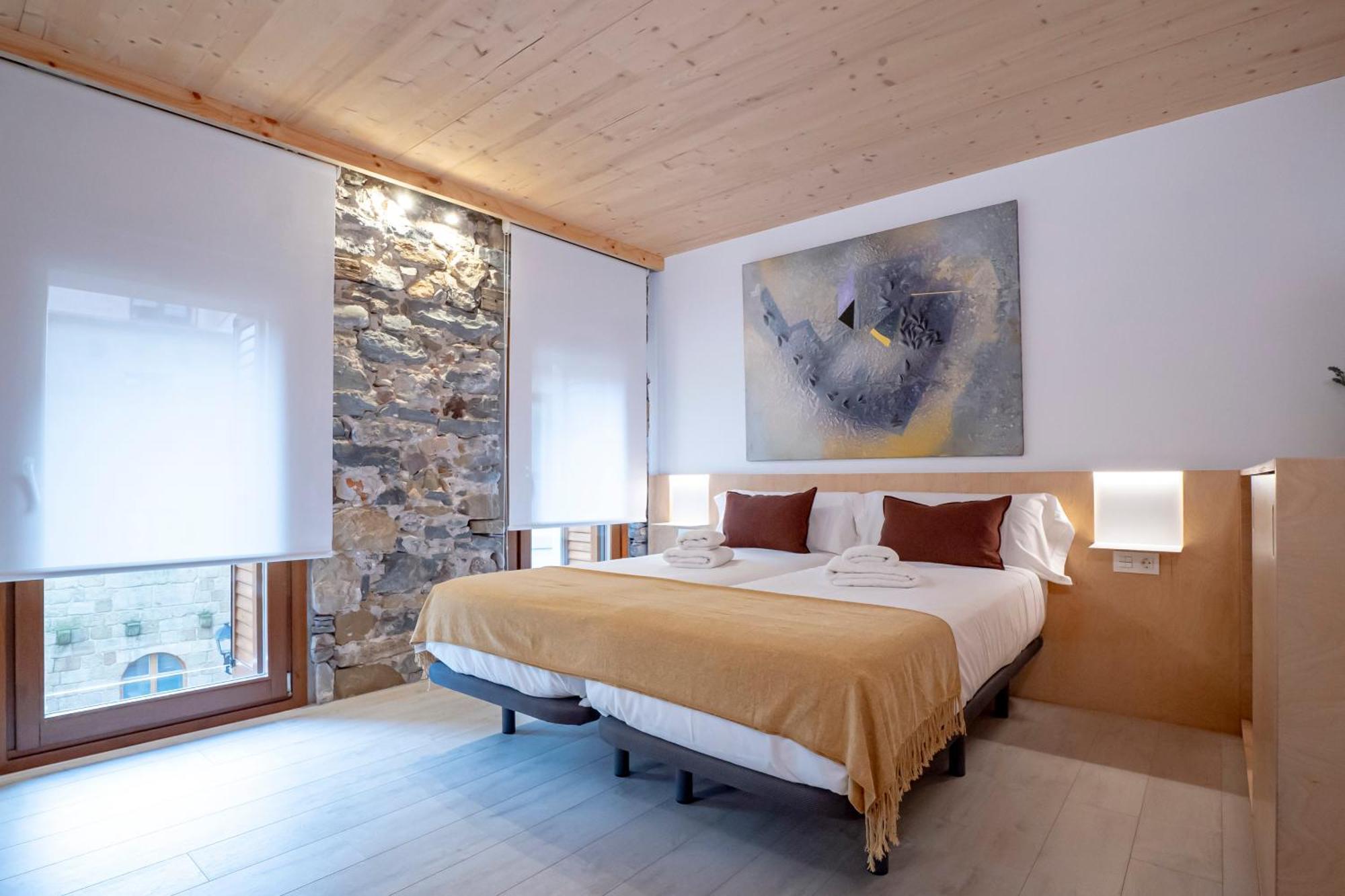 Twin Room,1506228886:JPEG