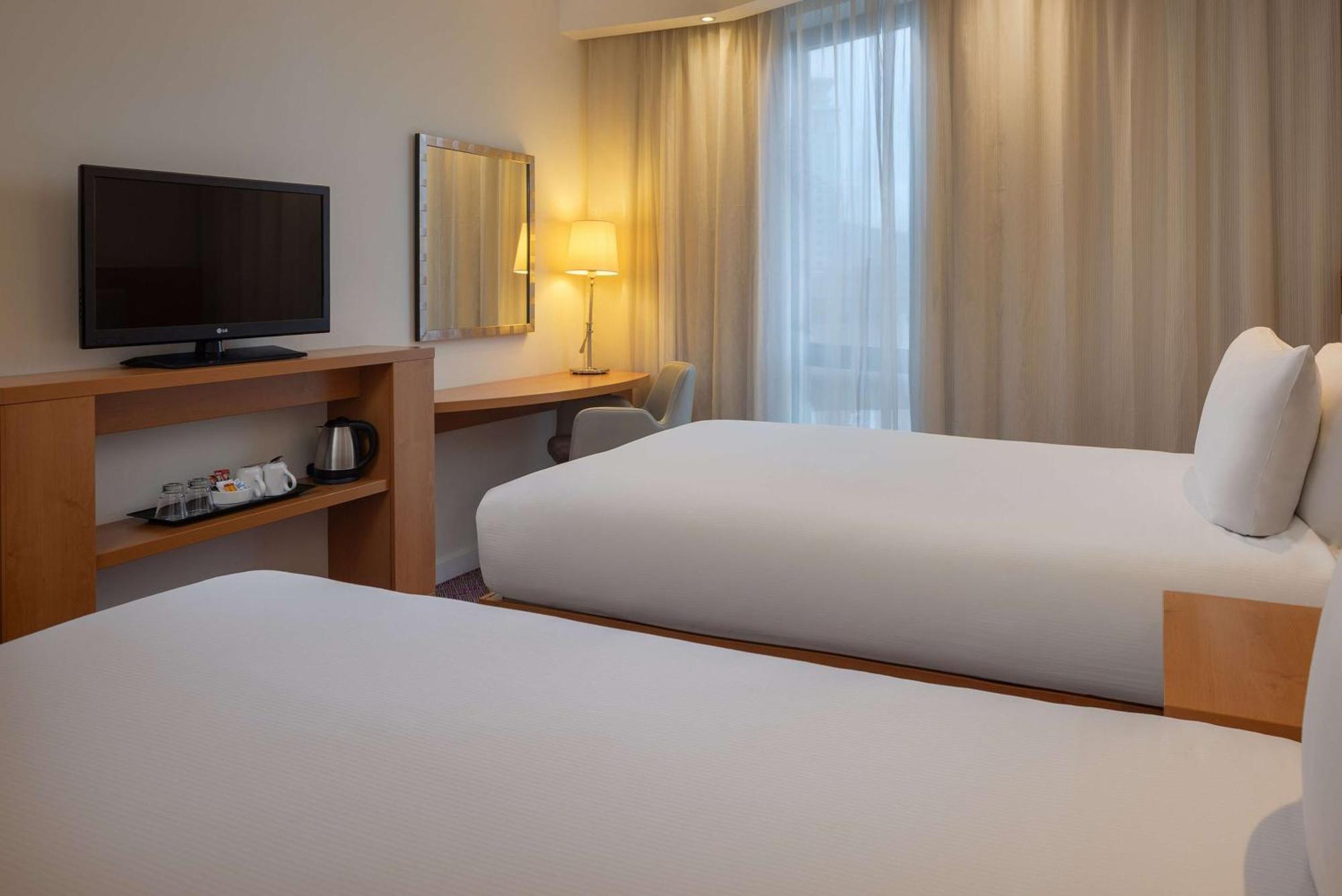 Twin Room,1500055897:JPEG