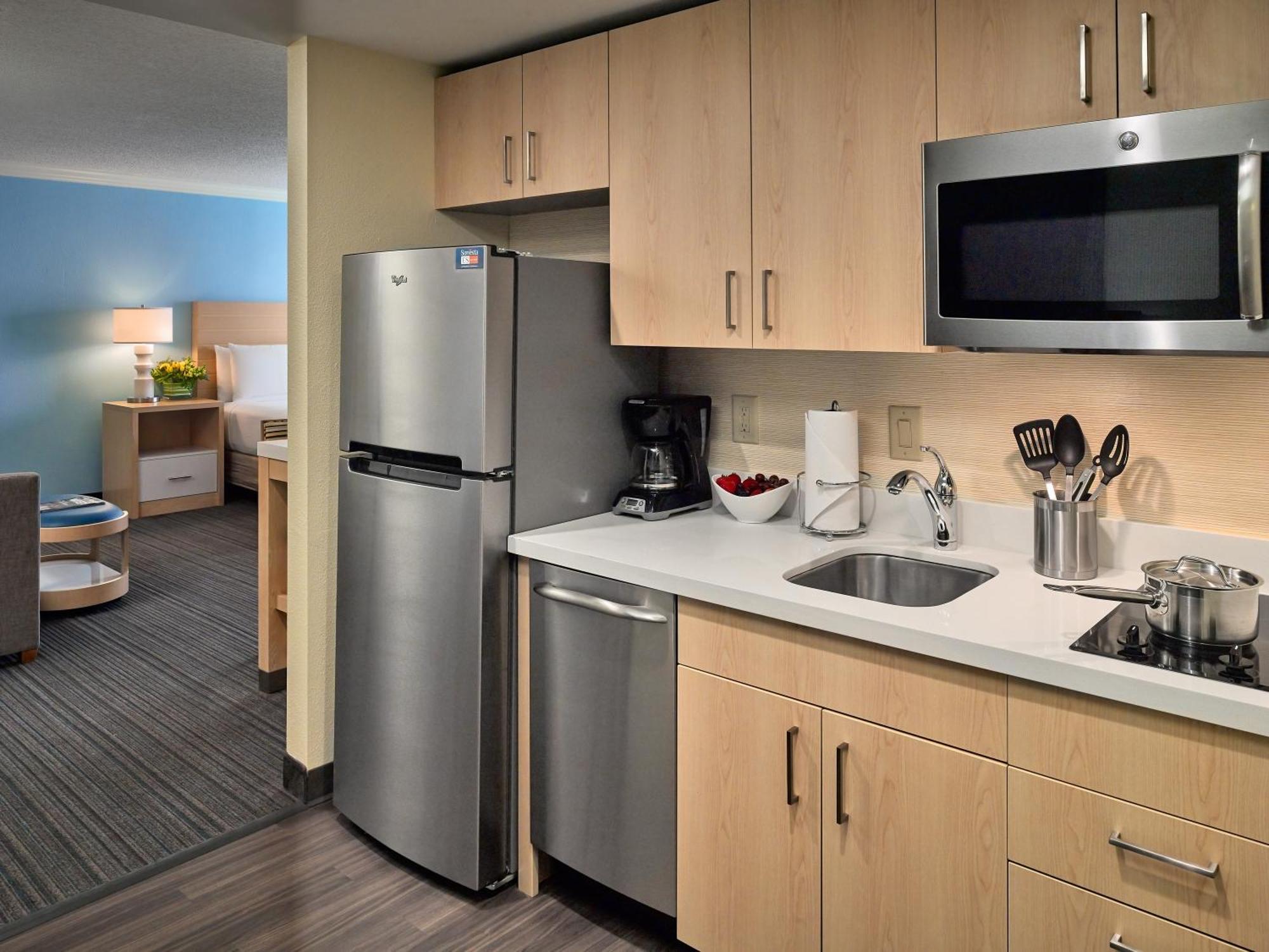 One Bedroom Suite King Mobility Accessible Fully Equipped Kitchen