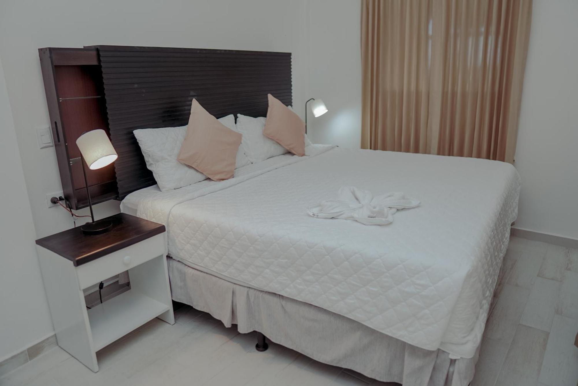 King Room,1500195976:JPEG