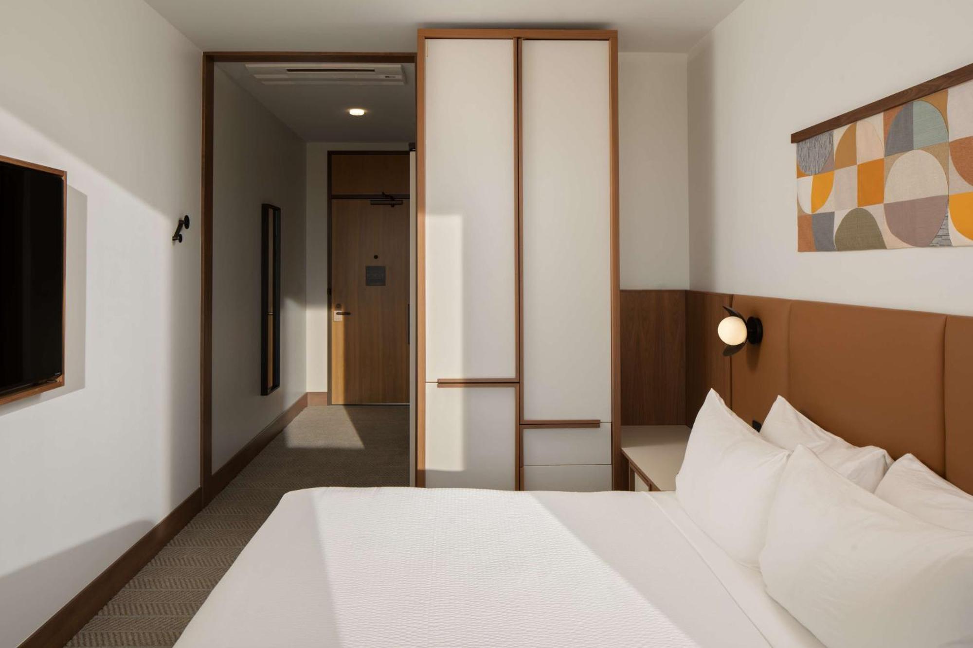 King Room,1509847984:JPEG