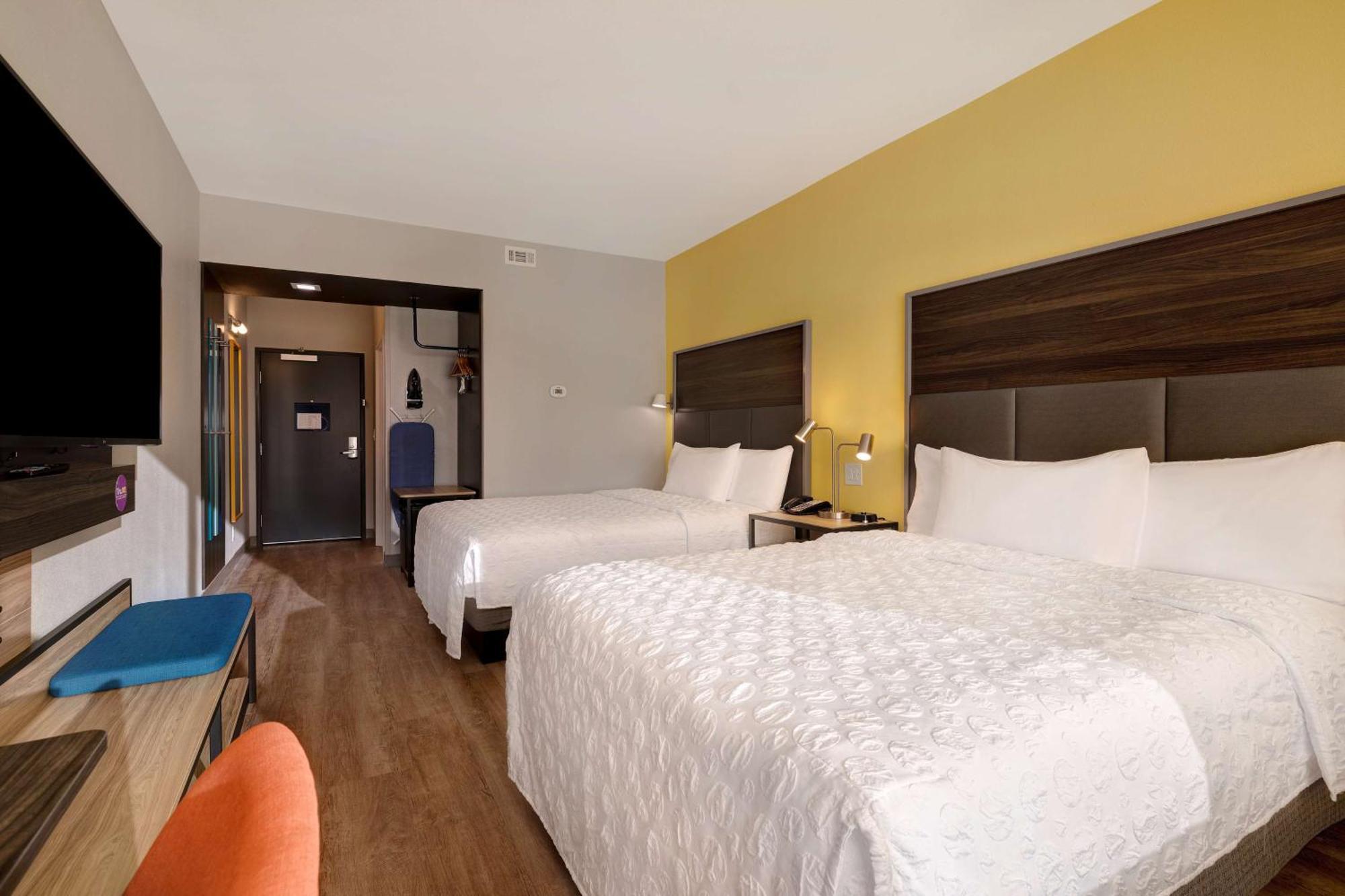 Queen Room with Two Queen Beds and Walk-In Shower