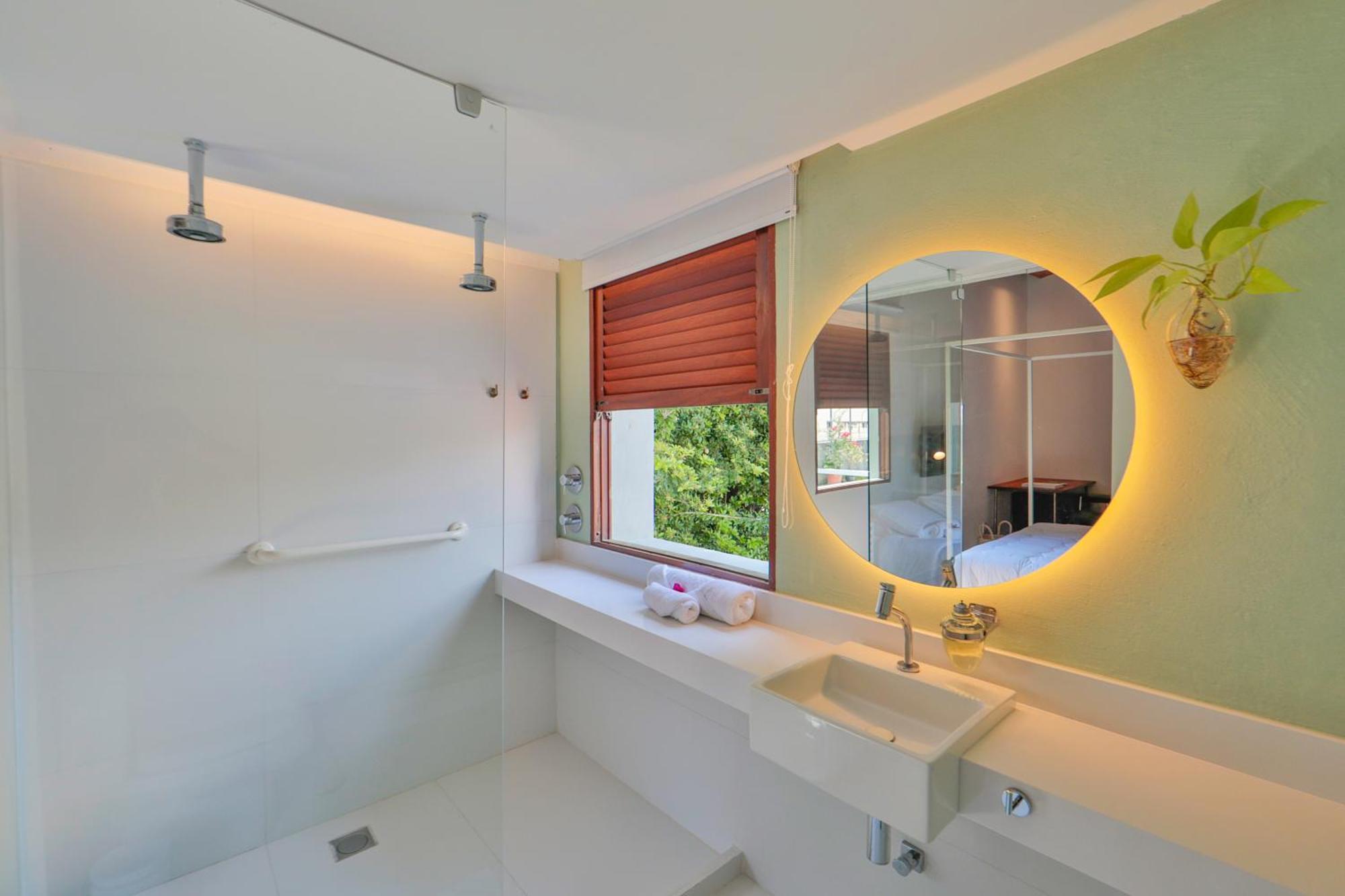 Suite with Garden View