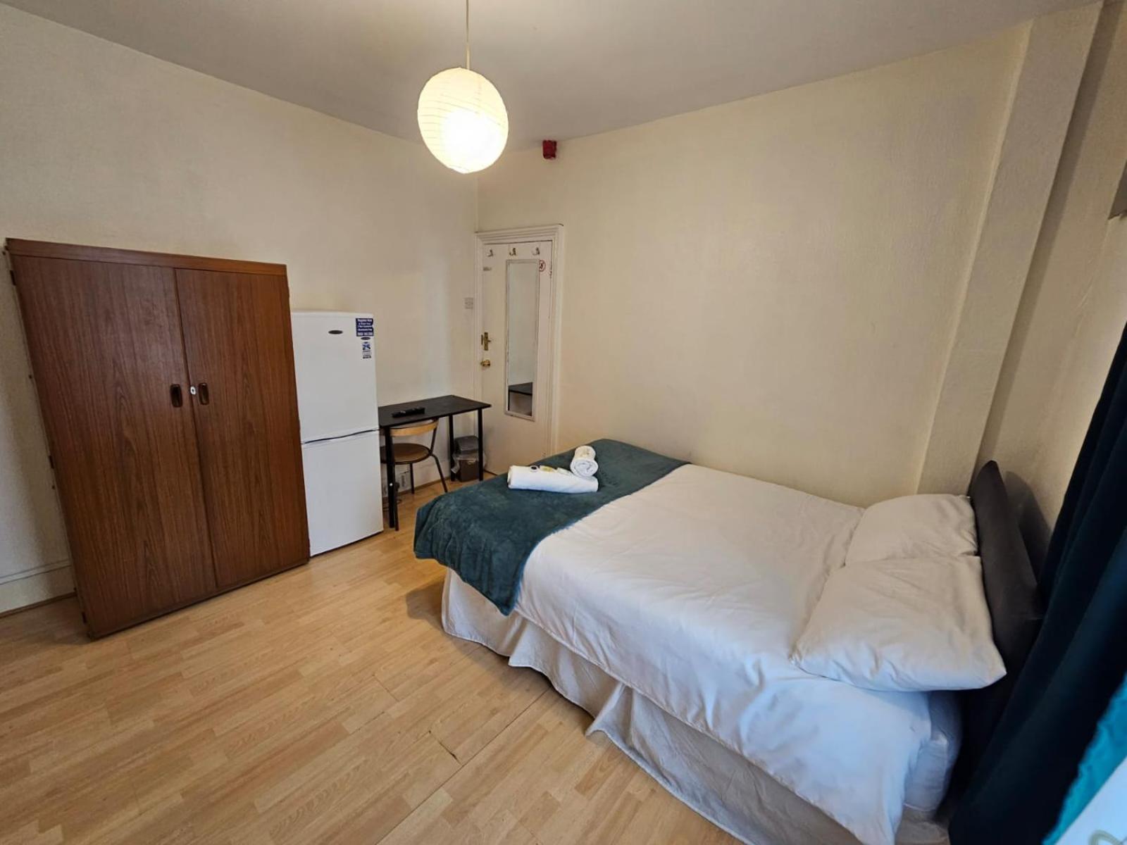 Double Room,1500977305:JPEG