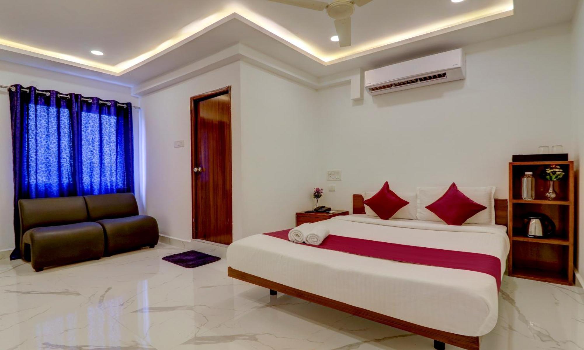 Deluxe Room,1500534256:JPEG