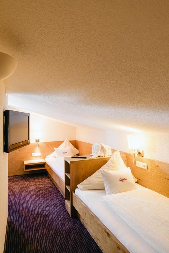 Suite with Mountain View