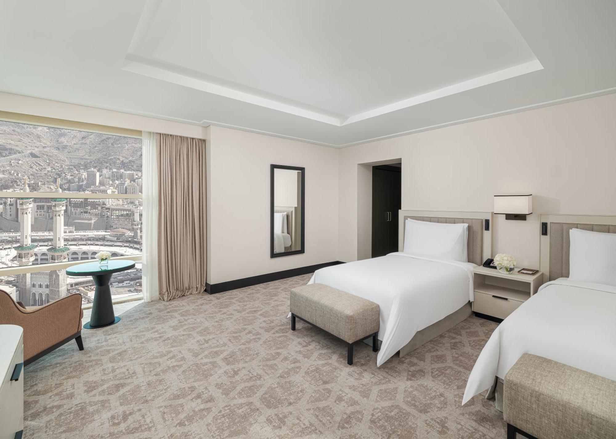 Deluxe Room Twin Haram View,1473812002:JPEG