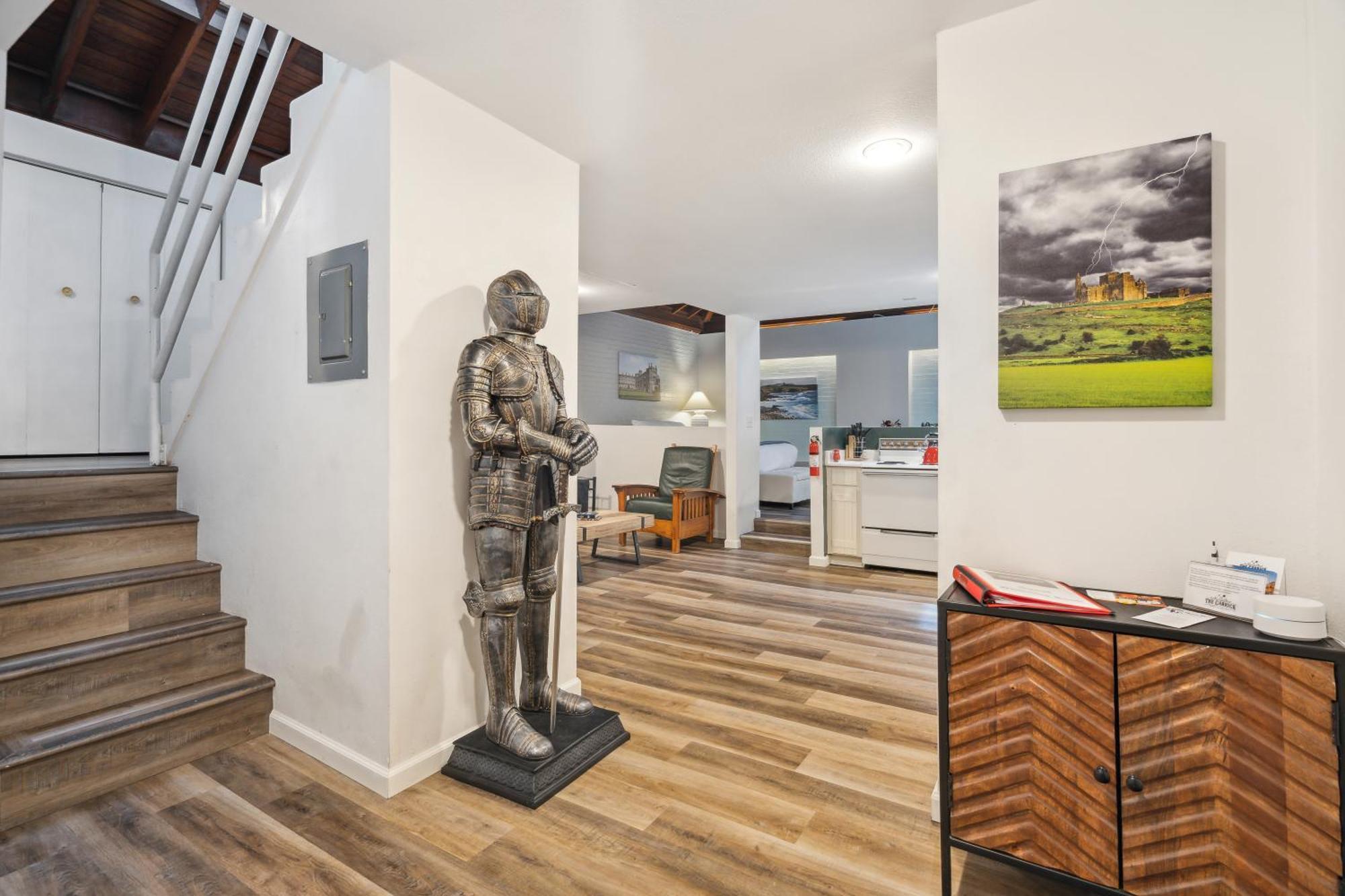 Deluxe Apartment