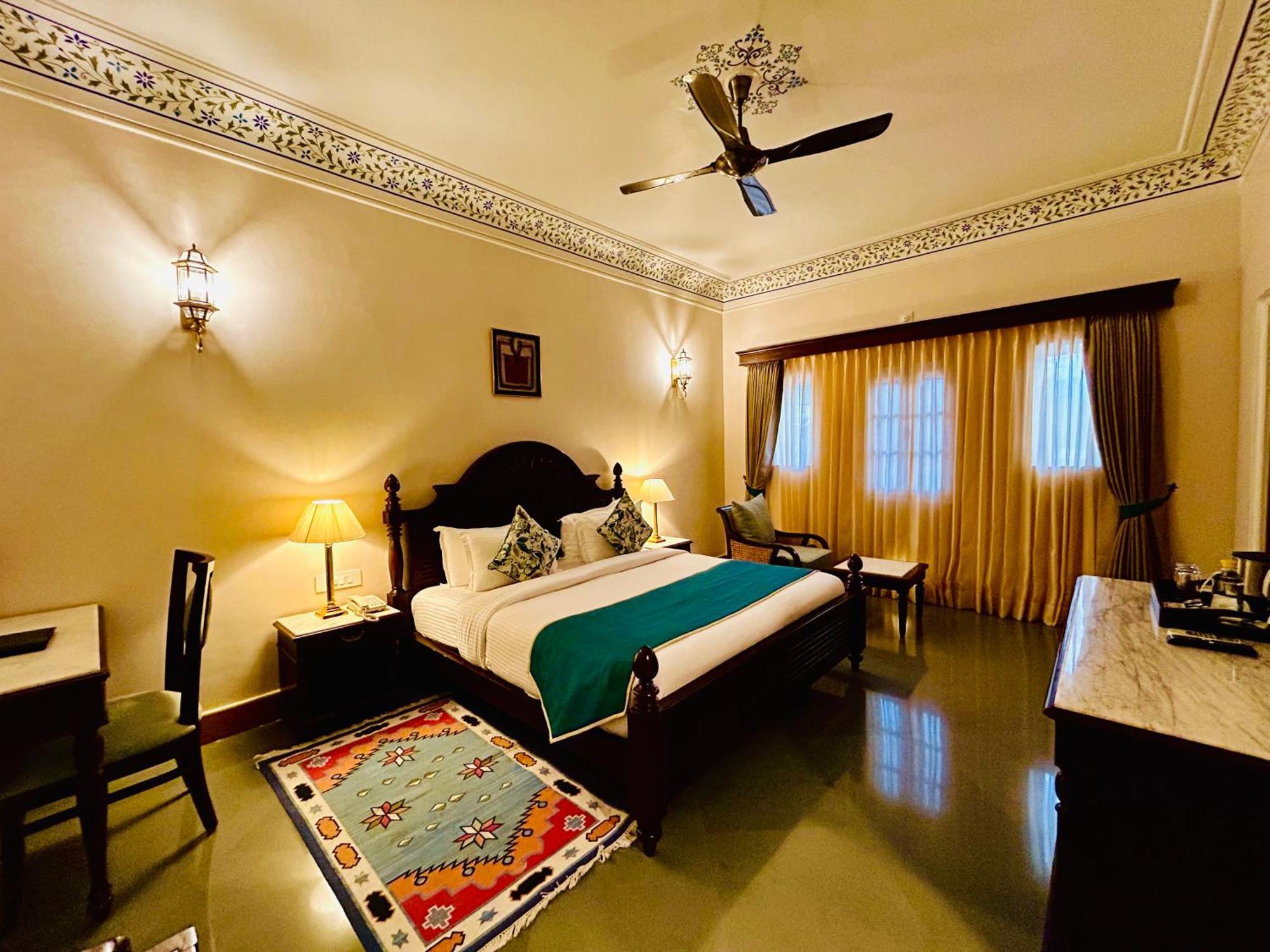 Deluxe Double Room with Balcony