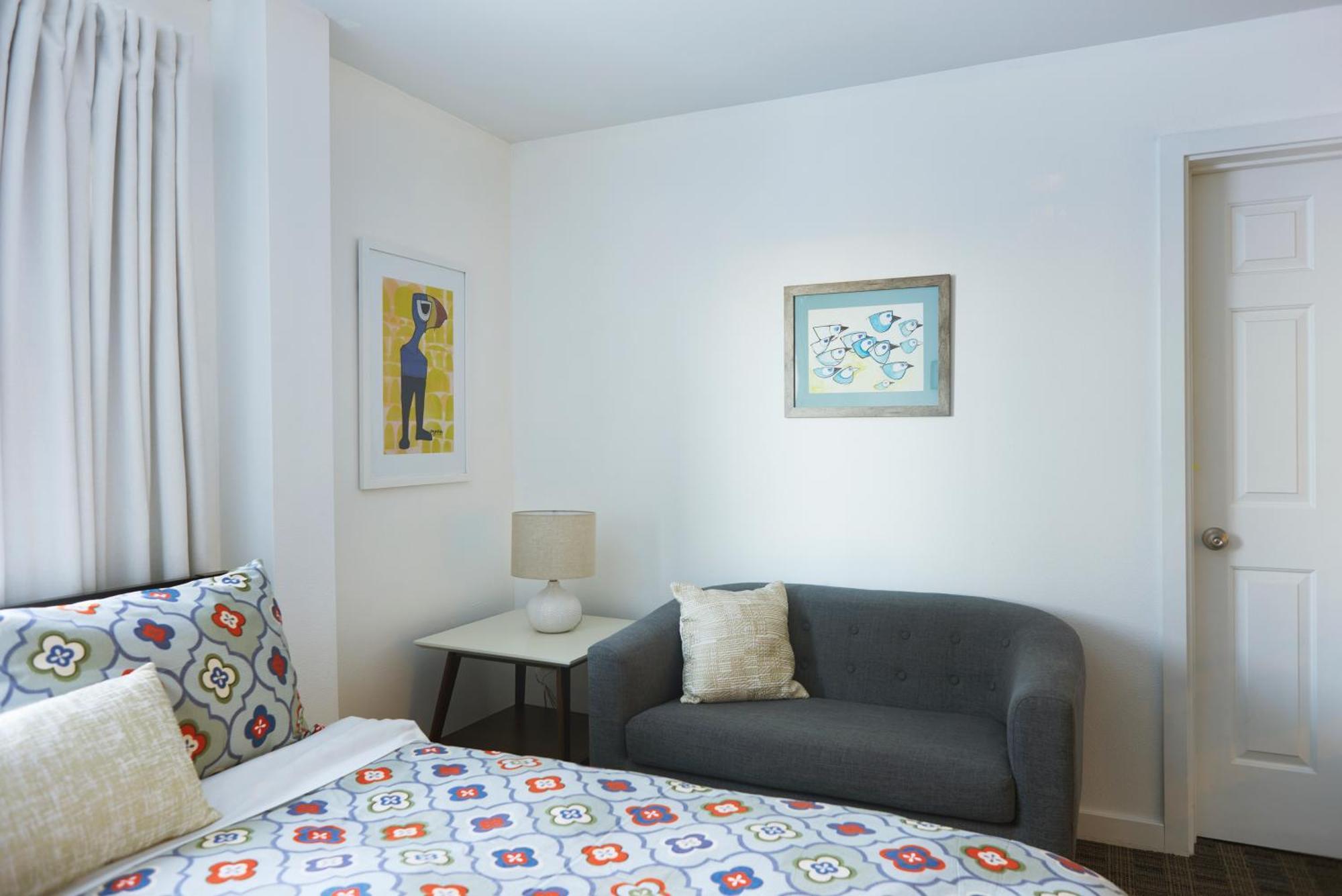 Standard Queen Room