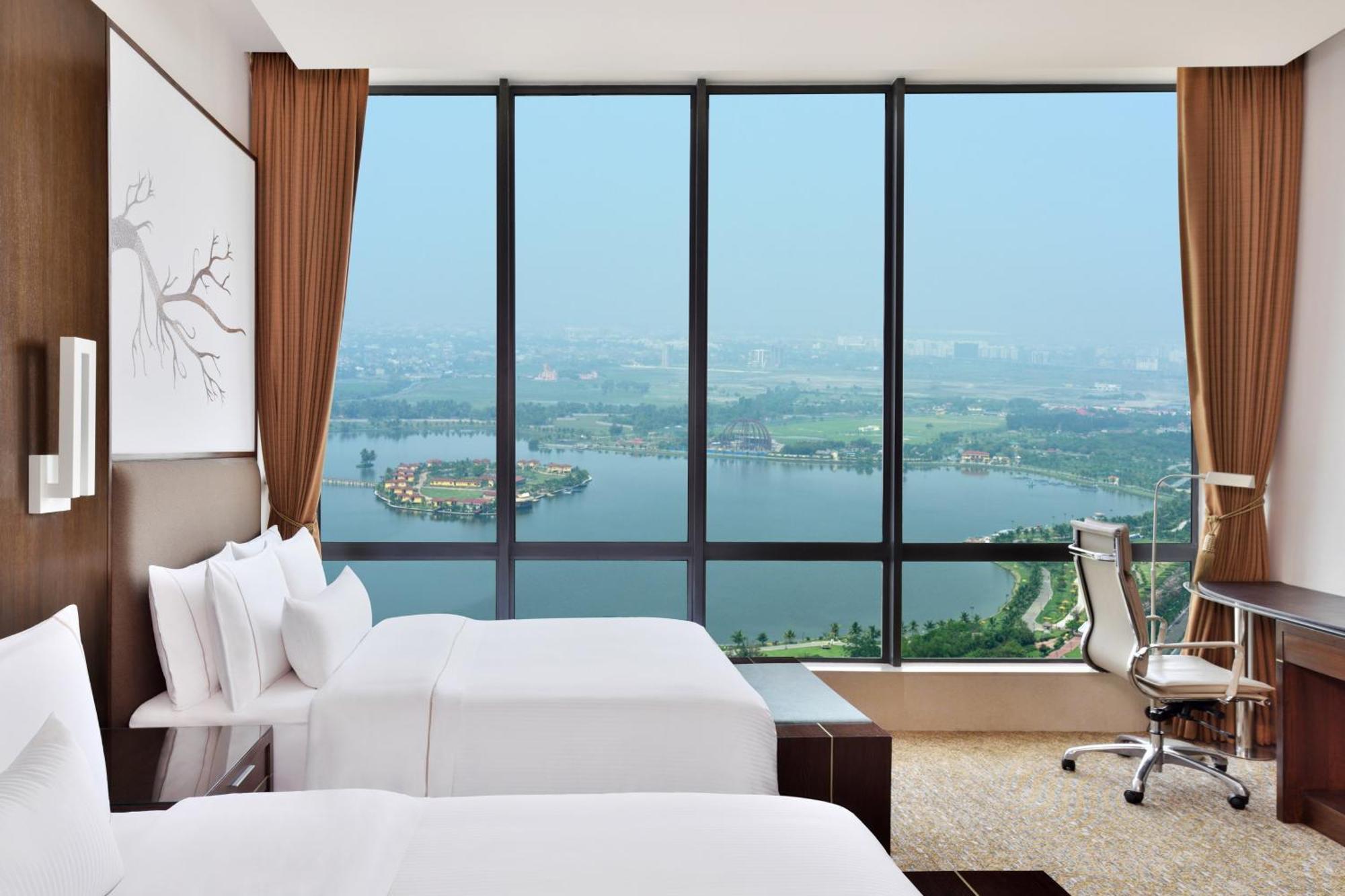 Deluxe Twin Room With Bathtub, 20% F&B Discount & Happy Hours (1 + 1 IMFL - 4 pm to 8 pm at 31/32)
